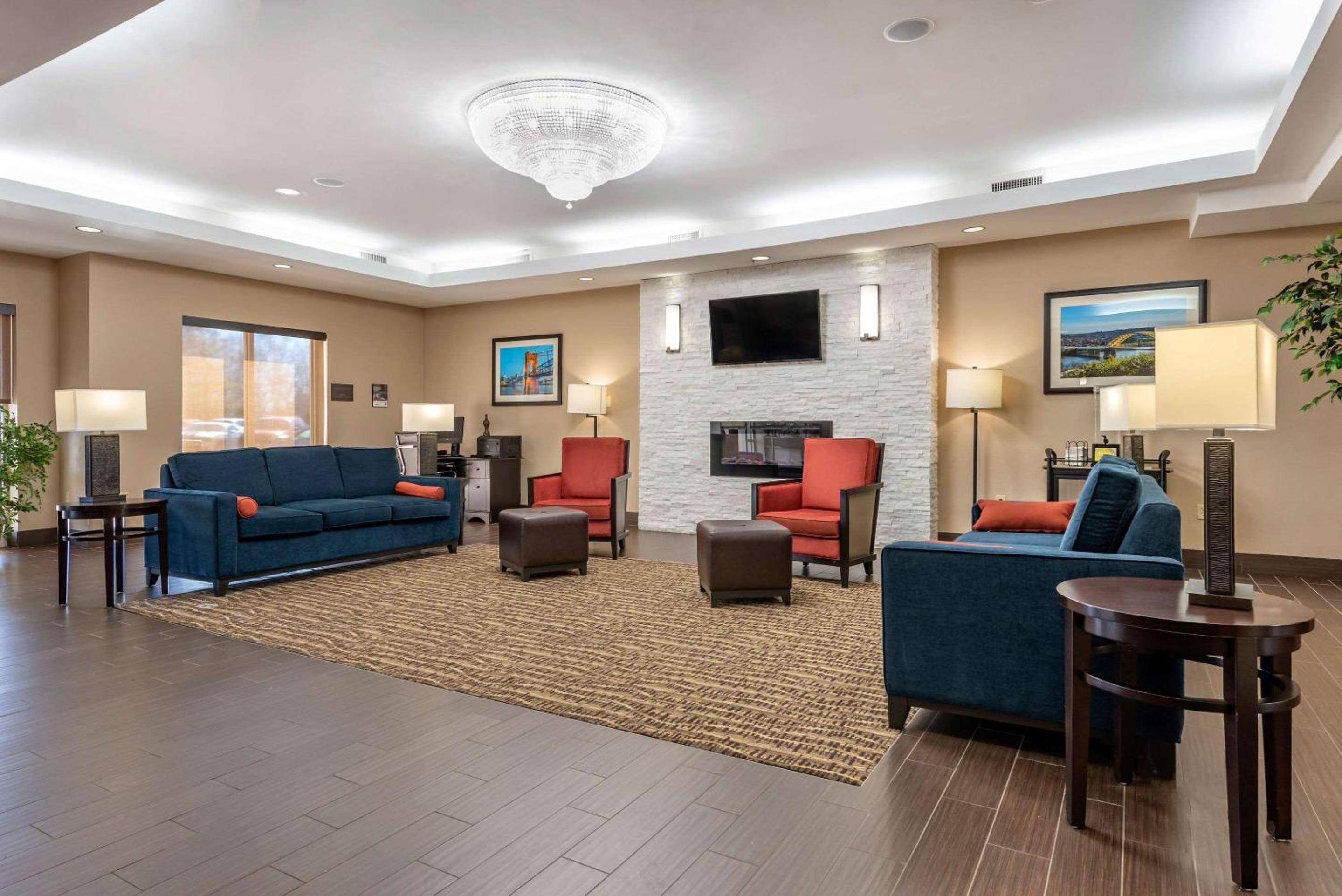 Holiday Inn Express & Suites Hebron - Cincinnati Airport by IHG