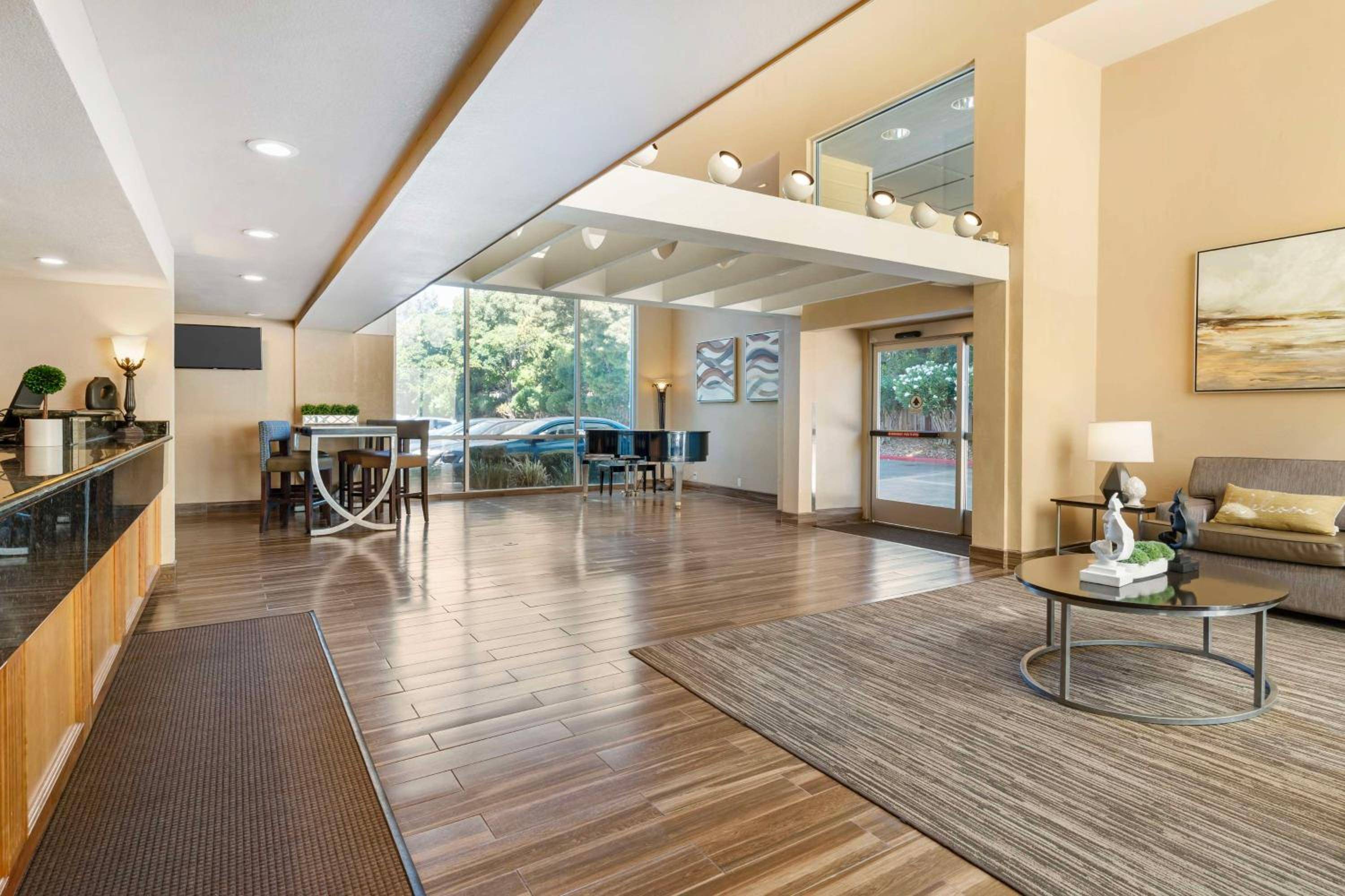 Best Western PLUS HERITAGE INN BENICIA