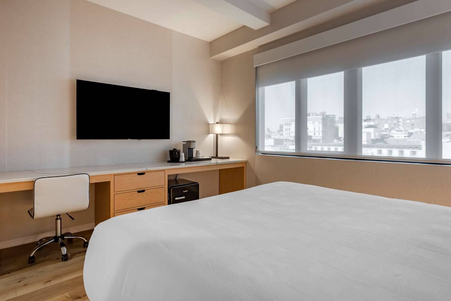 Best Western PLUS SOHO HOTEL