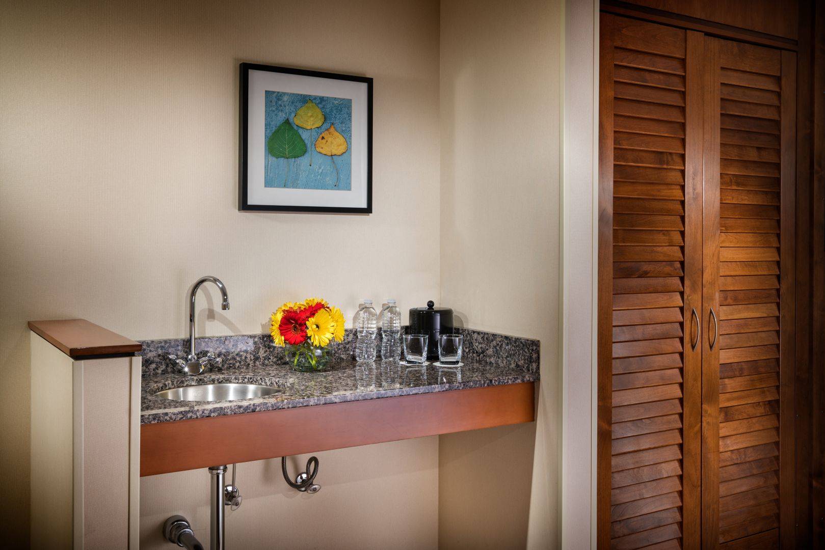 Staypineapple, Watertown, University District Seattle