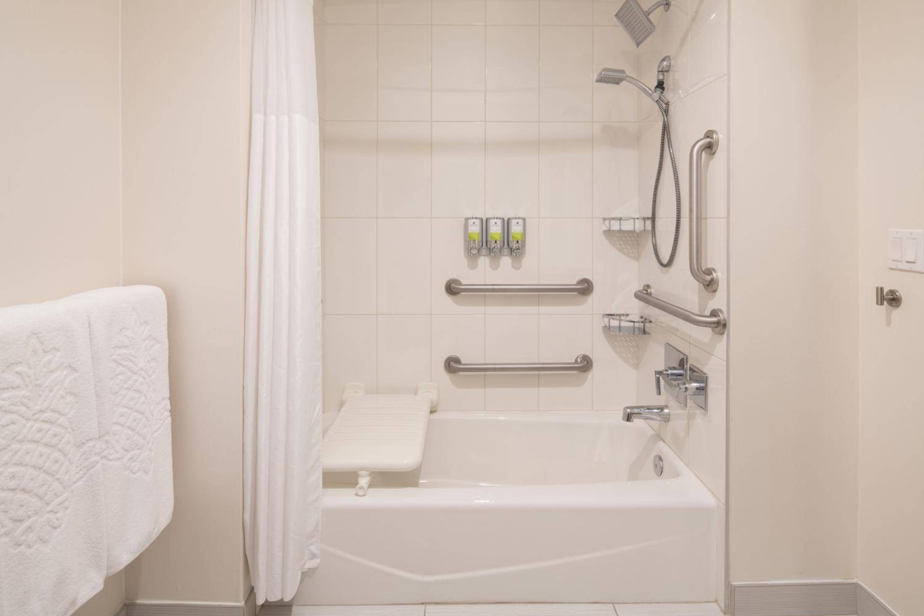 Staypineapple, Hotel Z, Gaslamp San Diego