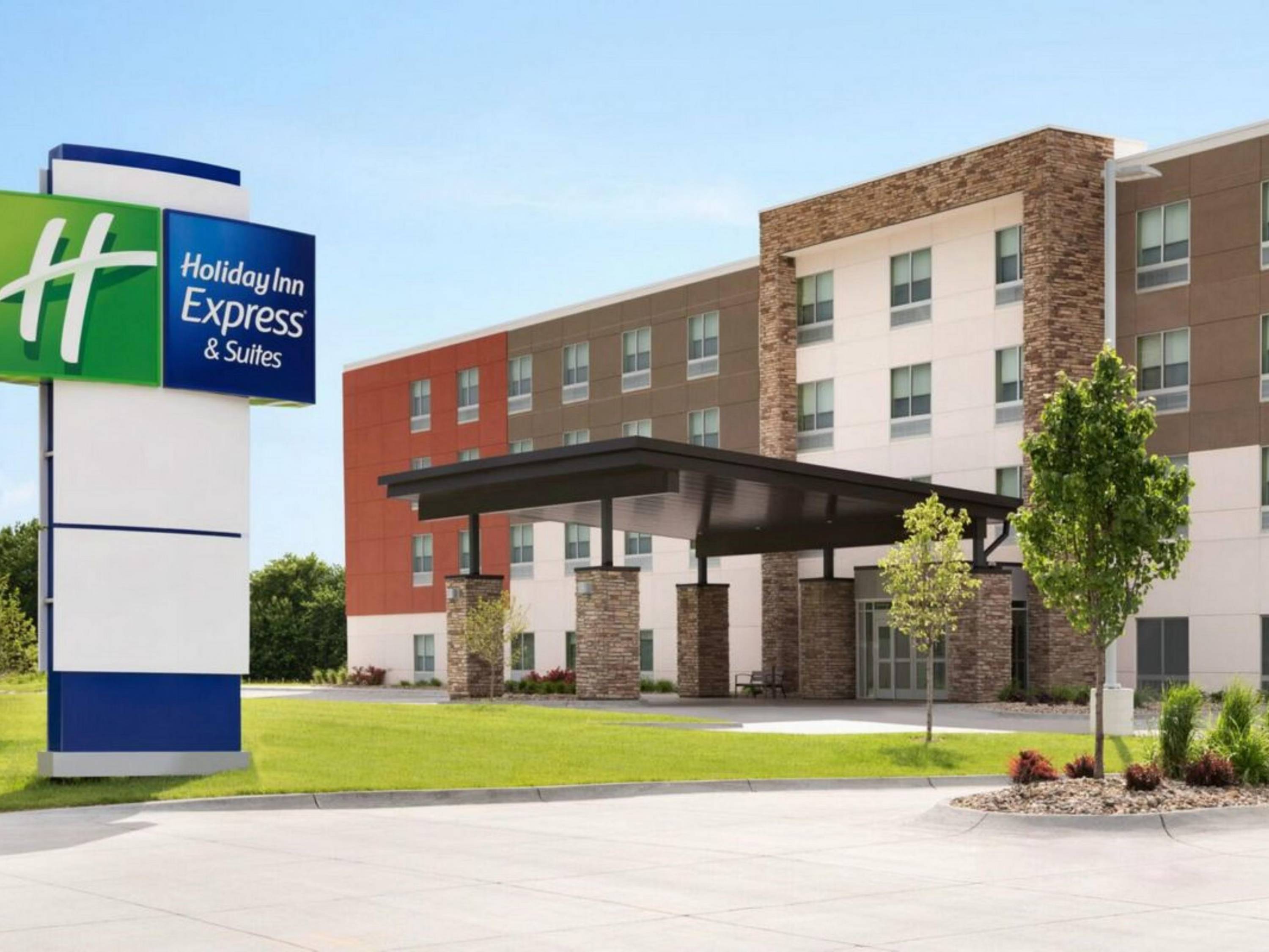 Holiday Inn Express & Suites Ft Worth-Haltom City an IHG Hotel