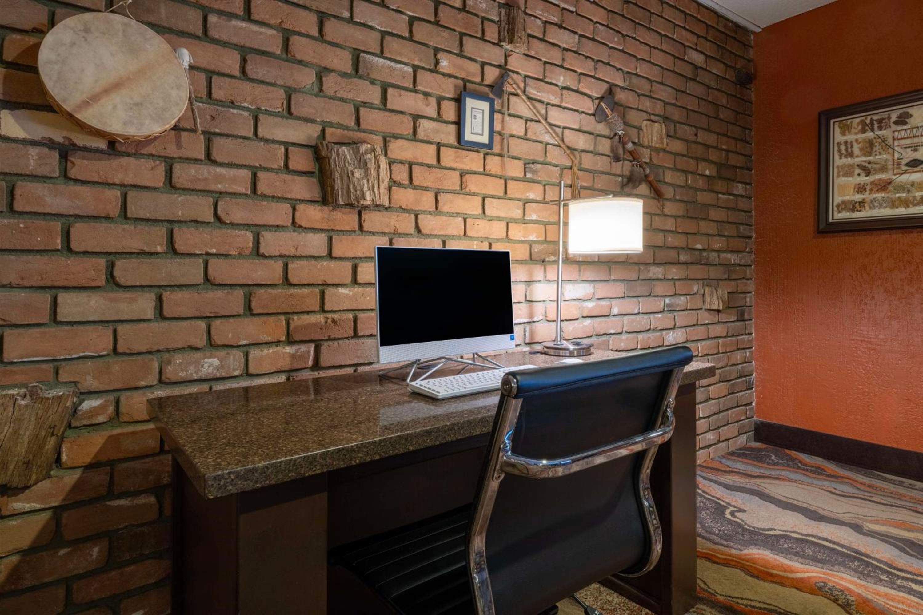 Best Western Pony Soldier Inn & Suites