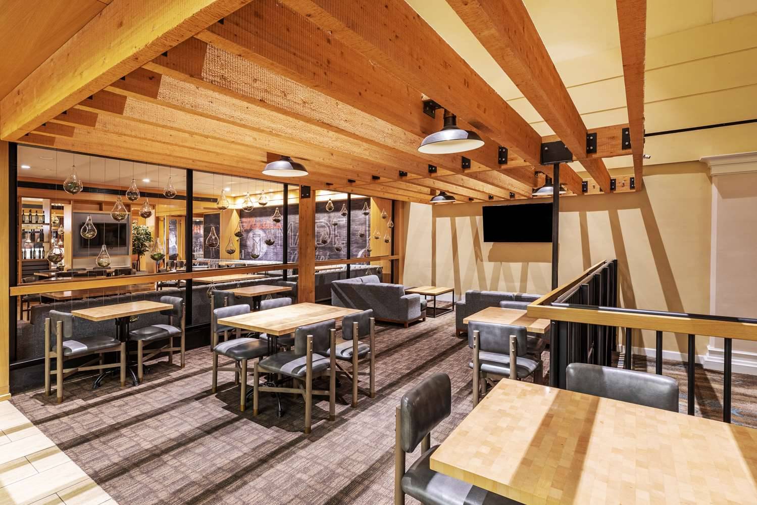 DoubleTree by Hilton Tulsa Downtown