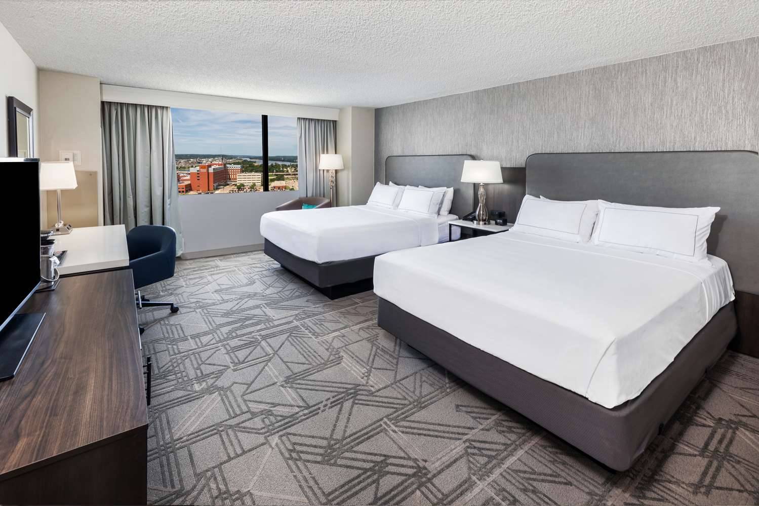 DoubleTree by Hilton Tulsa Downtown