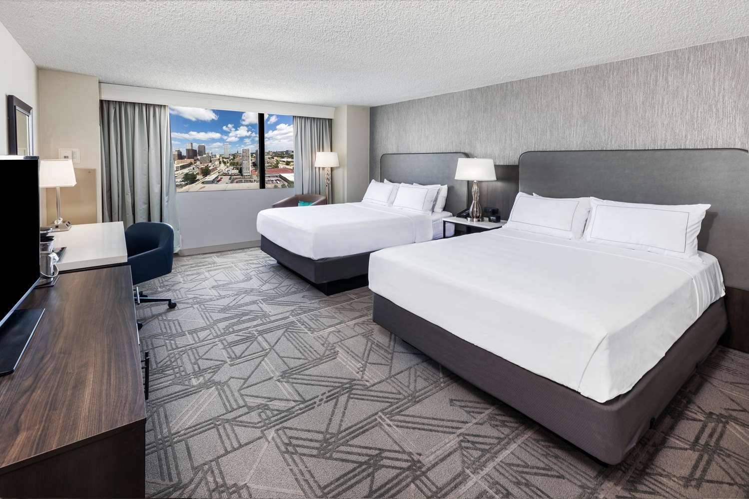 DoubleTree by Hilton Tulsa Downtown