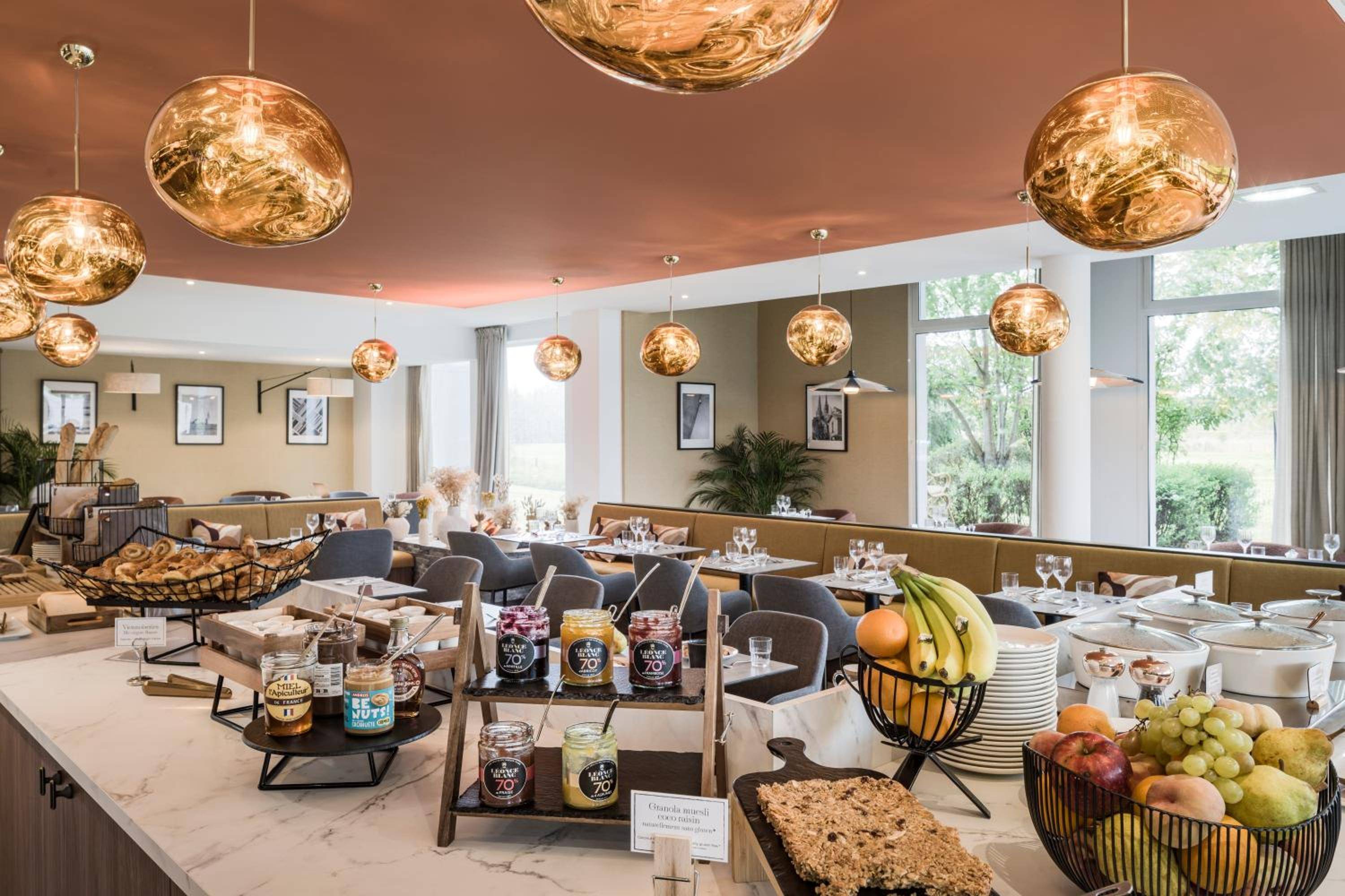 Mercure Chartres Est