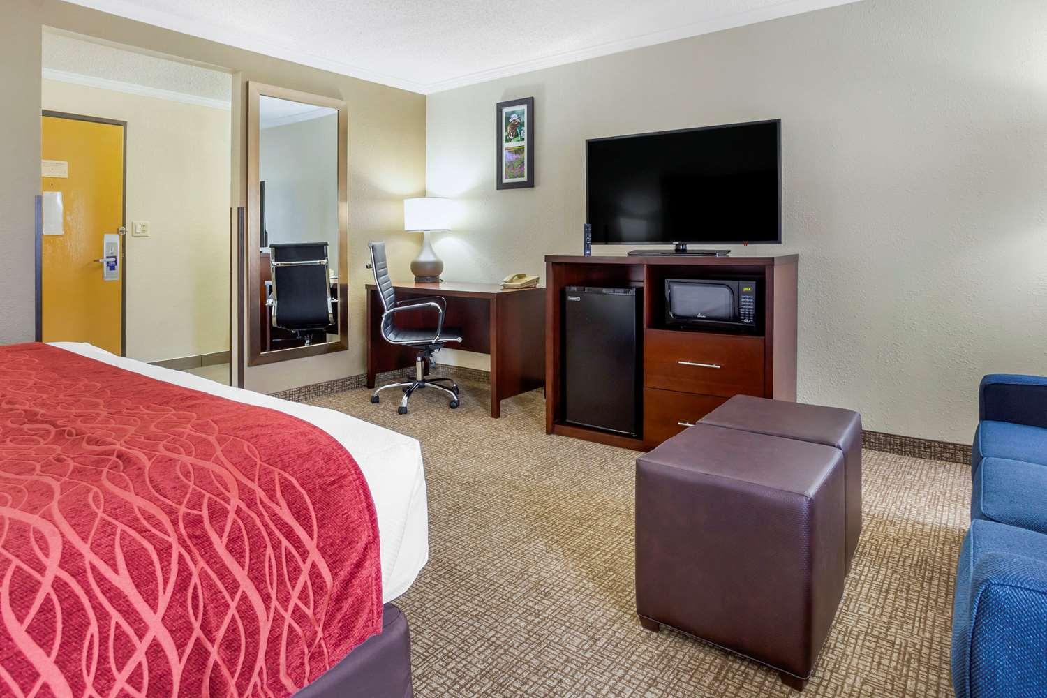 Comfort Inn & Suites Arlington Heights - Schaumburg