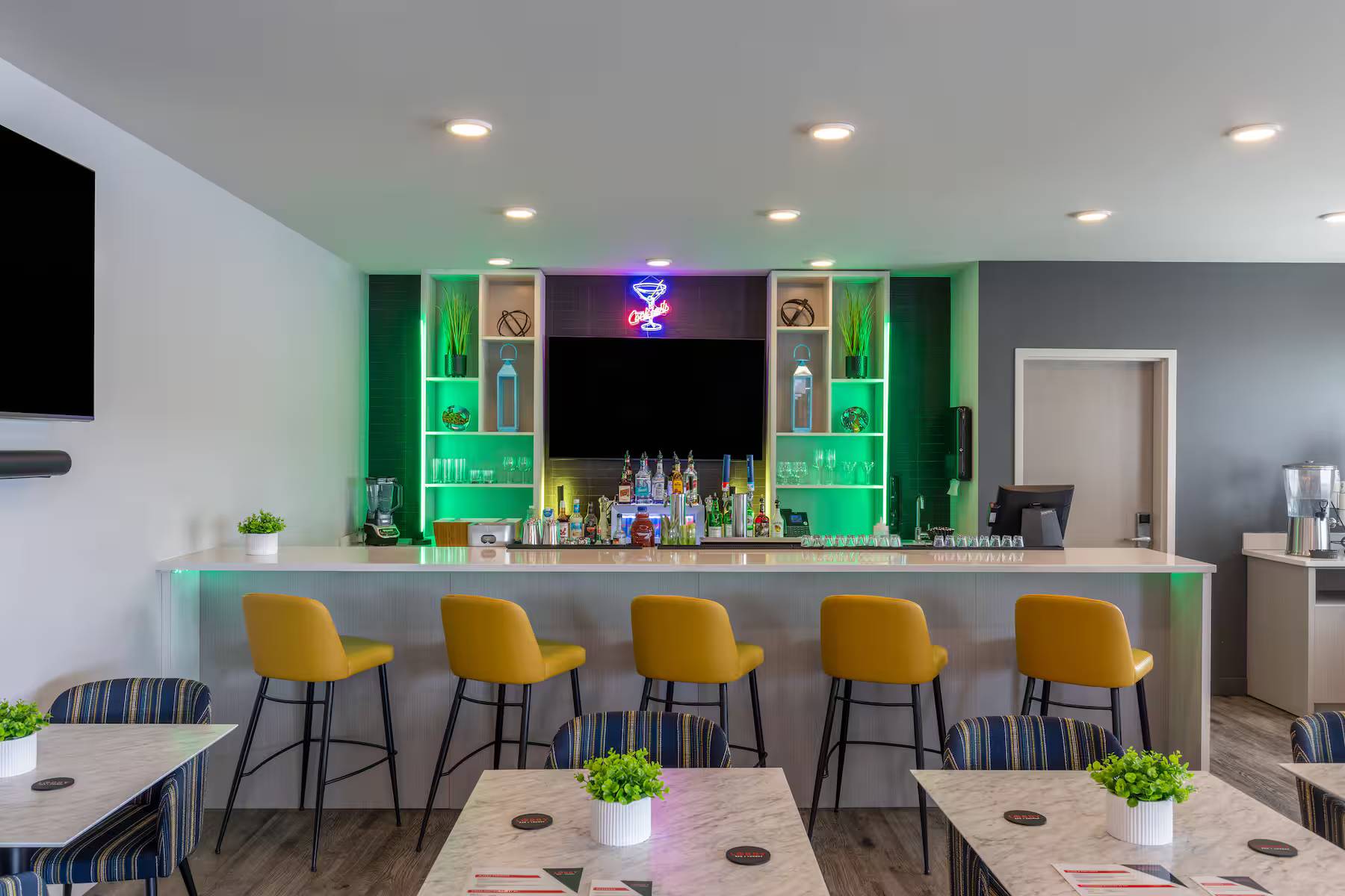 Microtel Inn & Suites Montreal Airport-Dorval QC