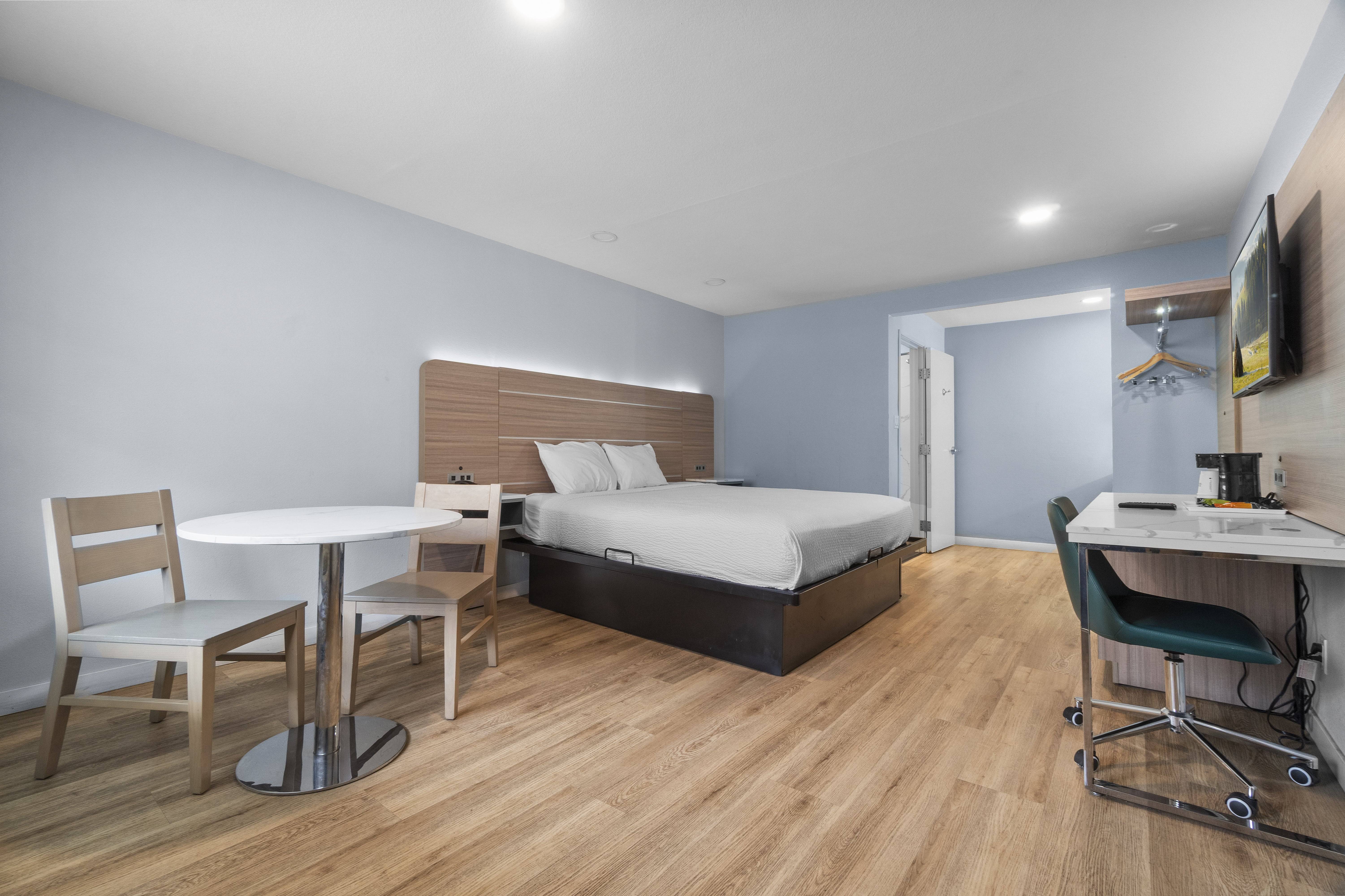 Travelodge by Wyndham Fairplex Pomona