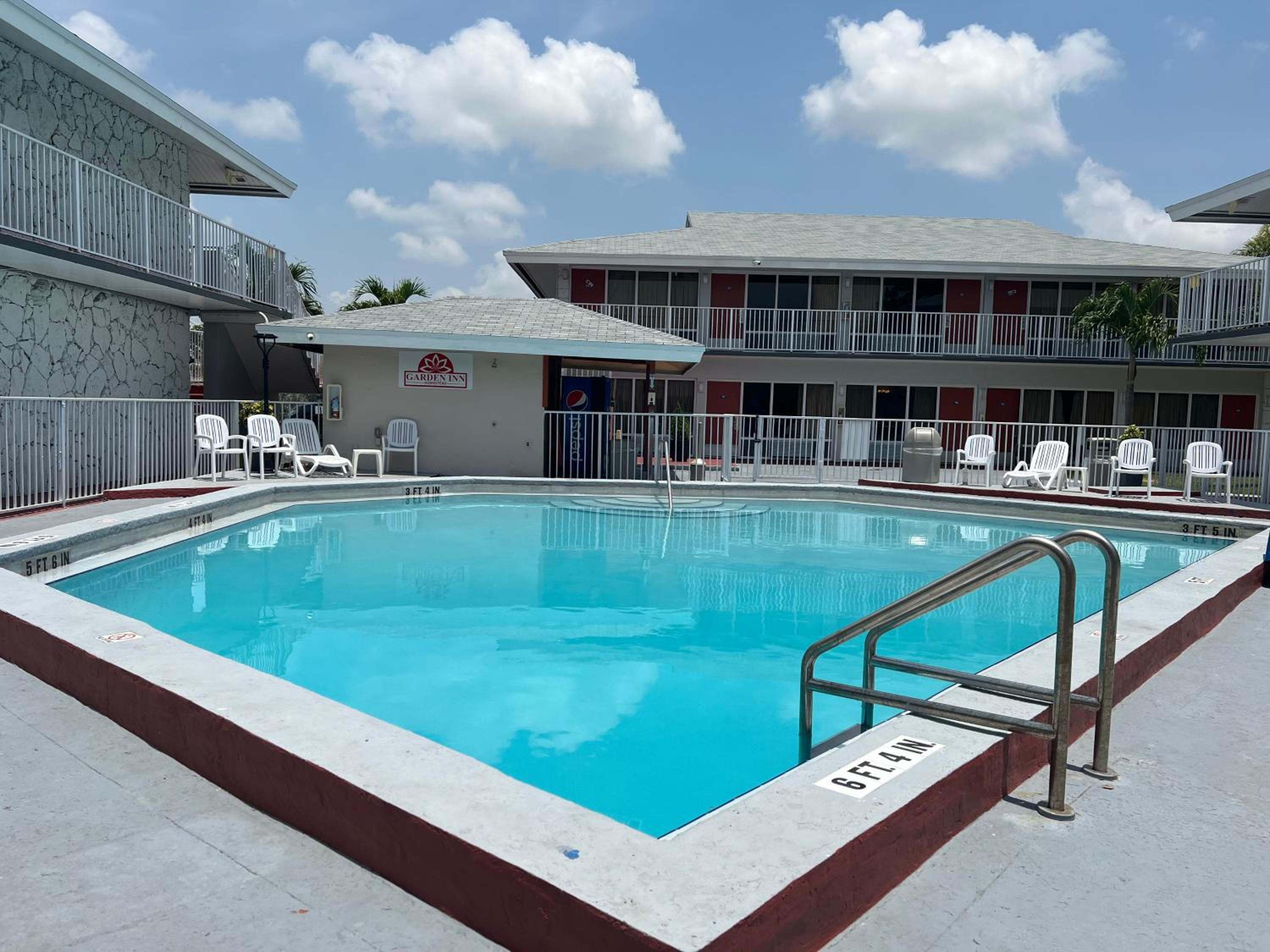 Garden Inn Homestead