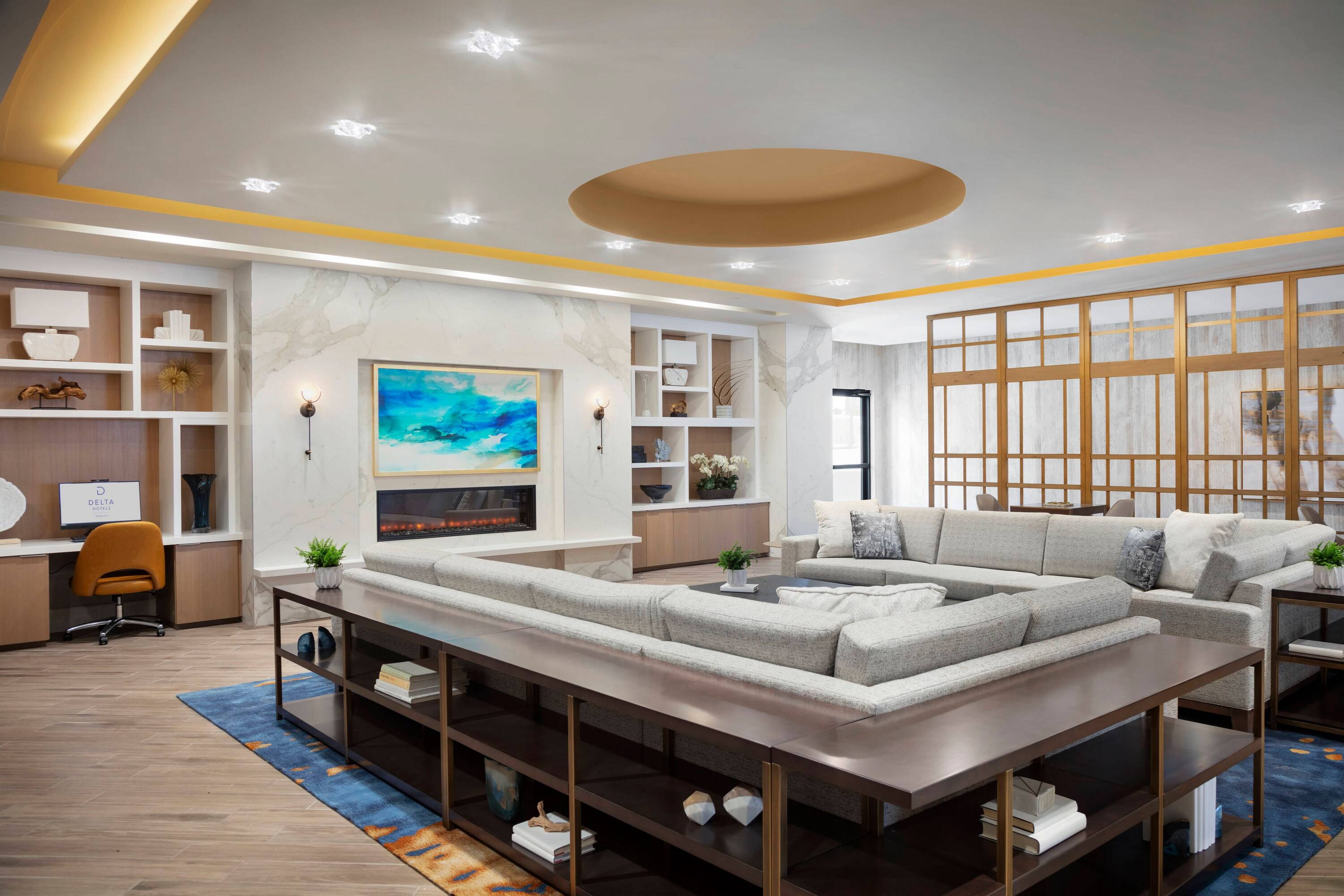 Delta Hotels by Marriott Virginia Beach Waterfront Suites