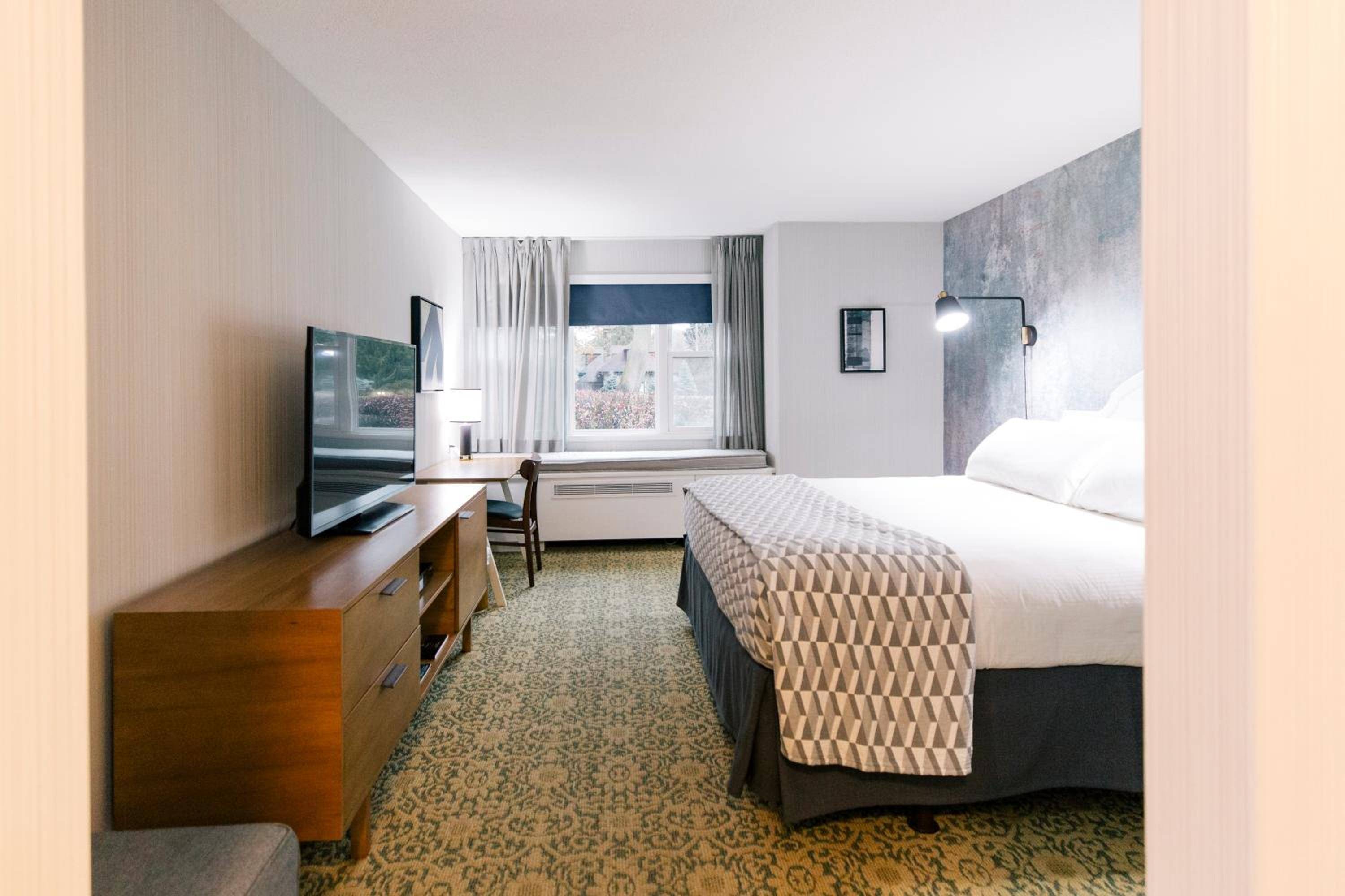 Tarrytown House Estate