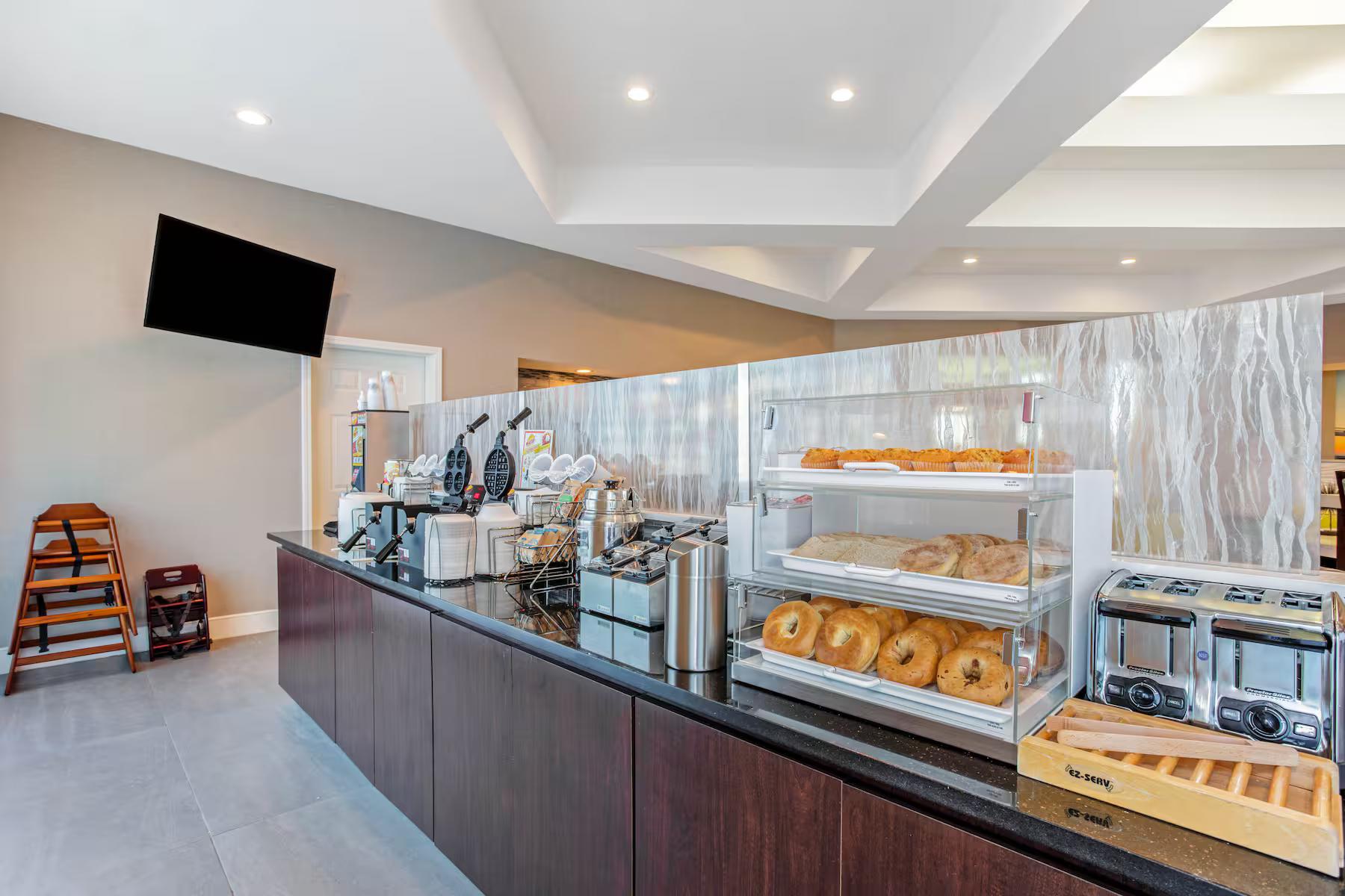 La Quinta Inn & Suites by Wyndham Panama City