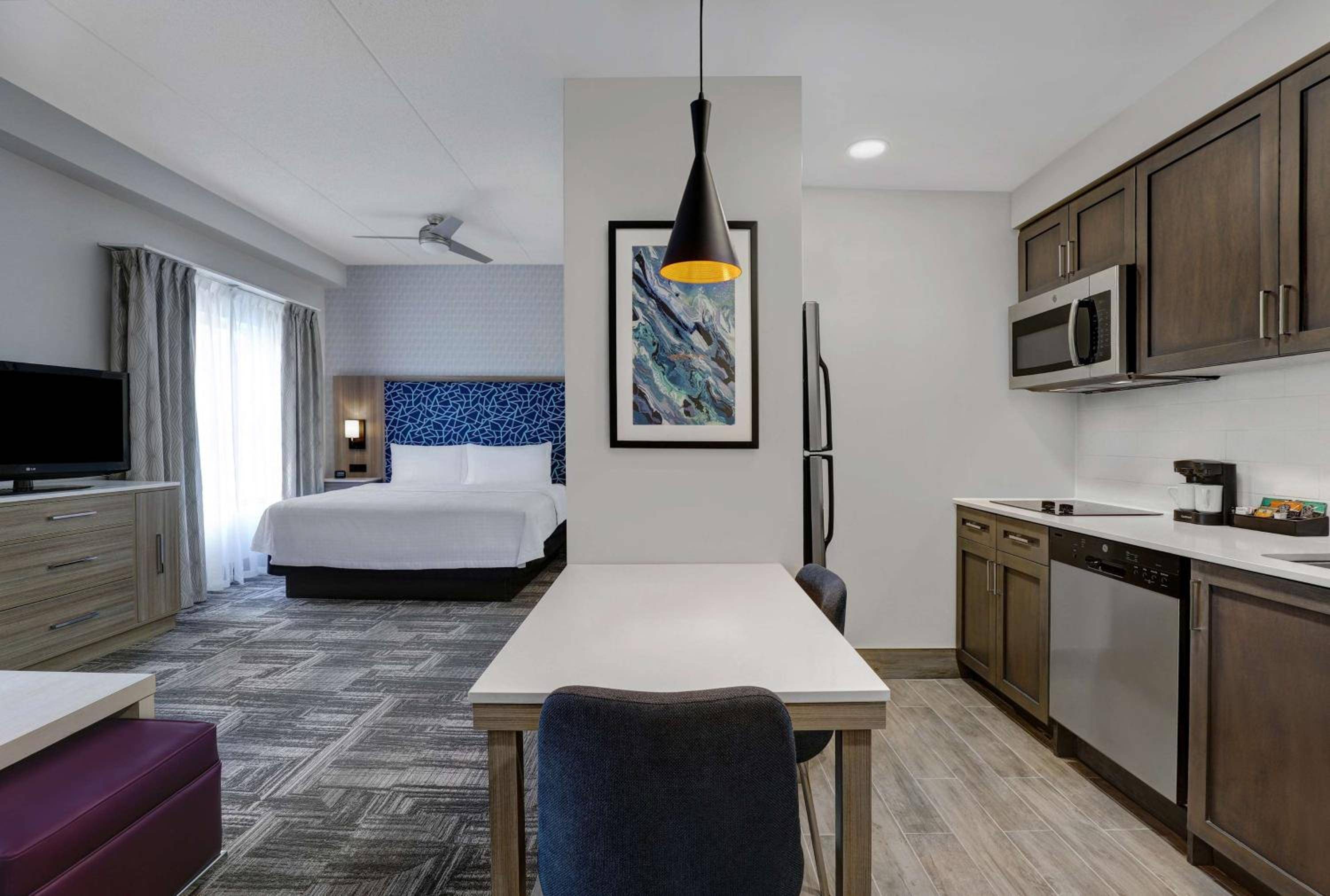 Homewood Suites by Hilton London Ontario