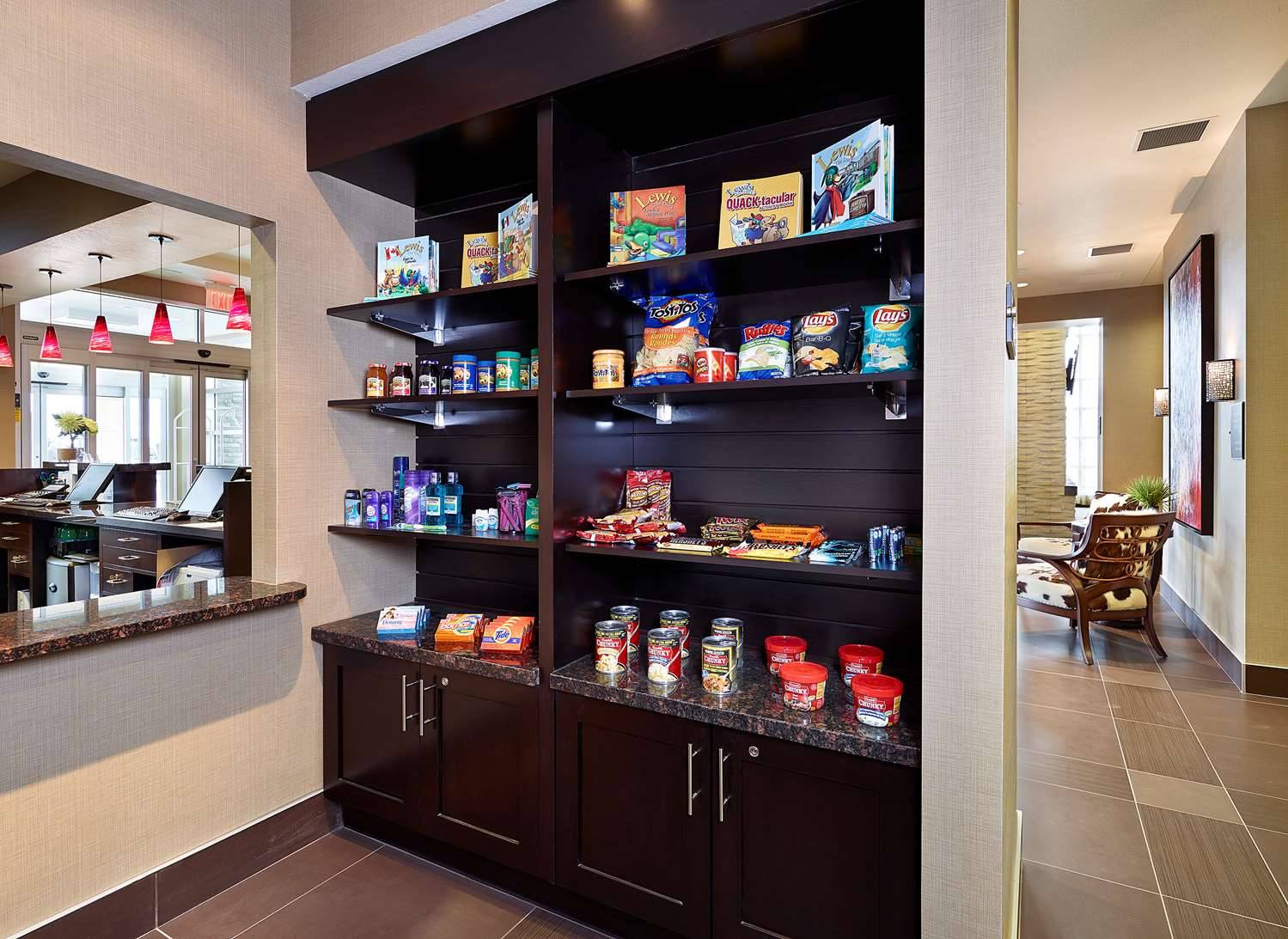 Homewood Suites by Hilton Calgary-Airport