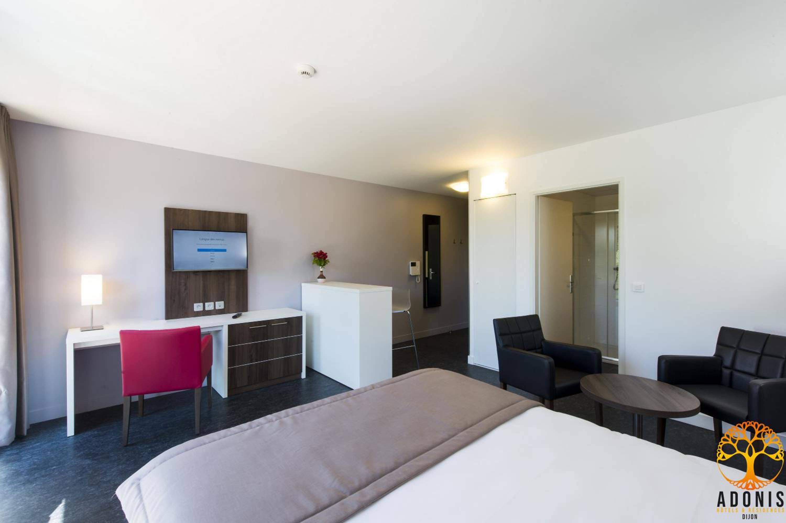 Adonis Dijon Maison Internationale