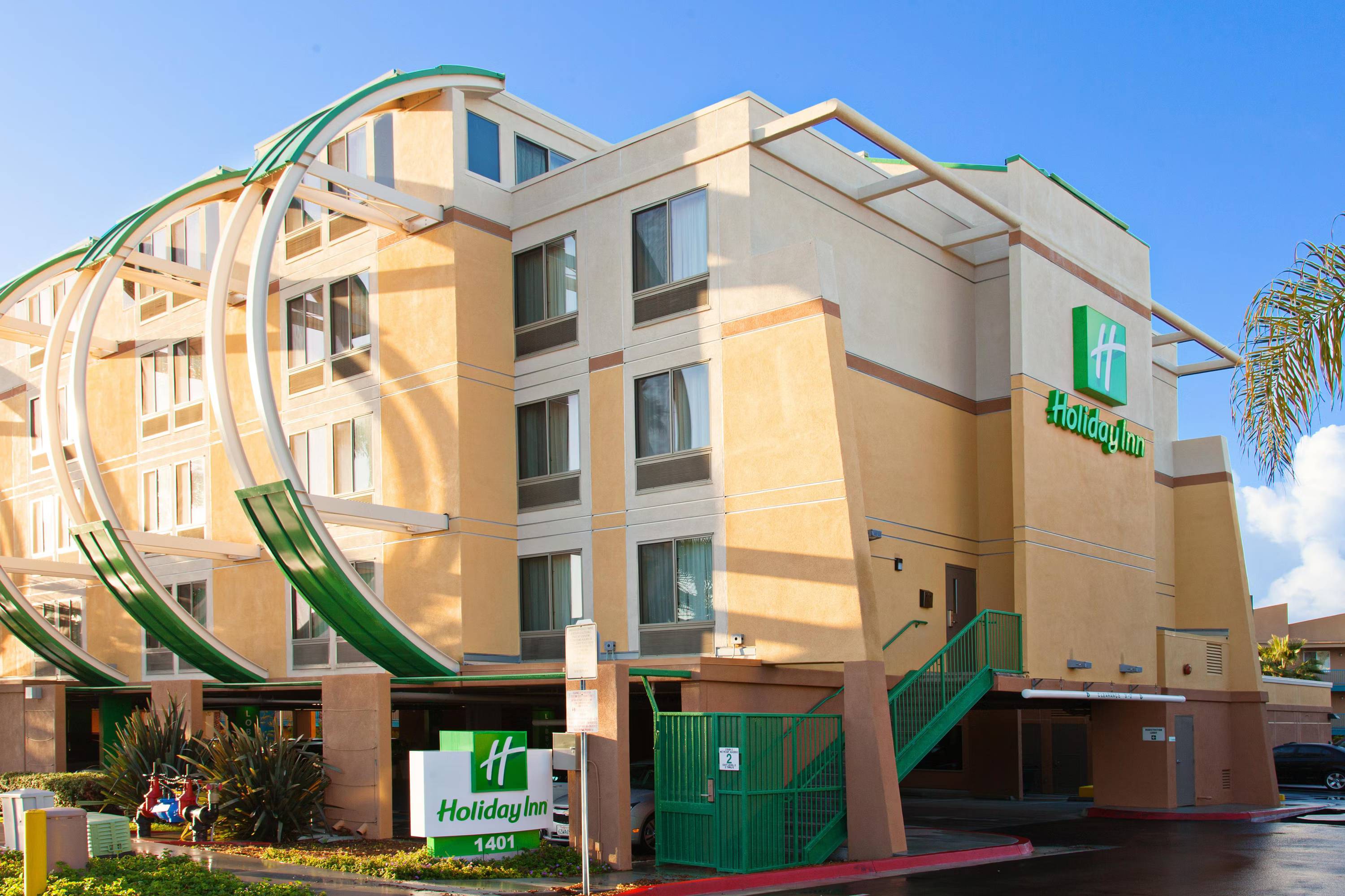 Holiday Inn - Oceanside Camp Pendleton Area
