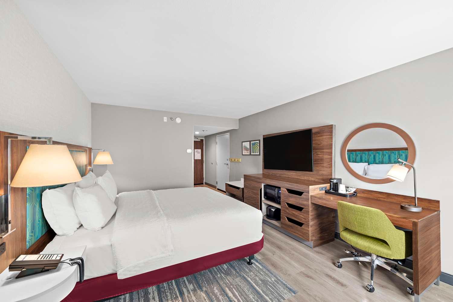 Hampton Inn by Hilton Los Angeles Airport