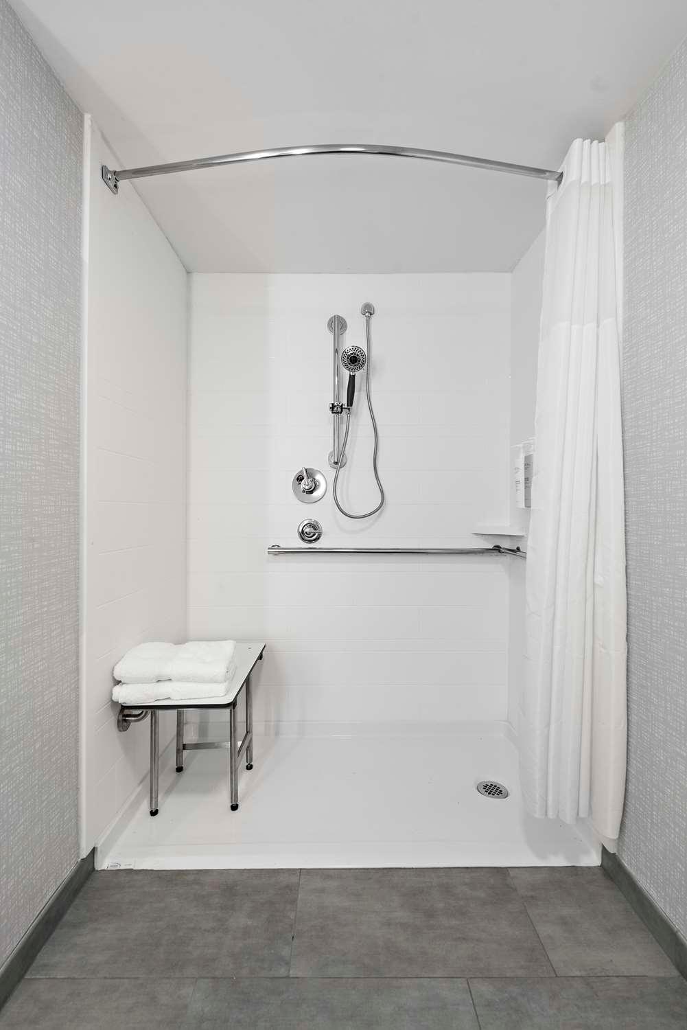 Hampton Inn by Hilton Los Angeles Airport