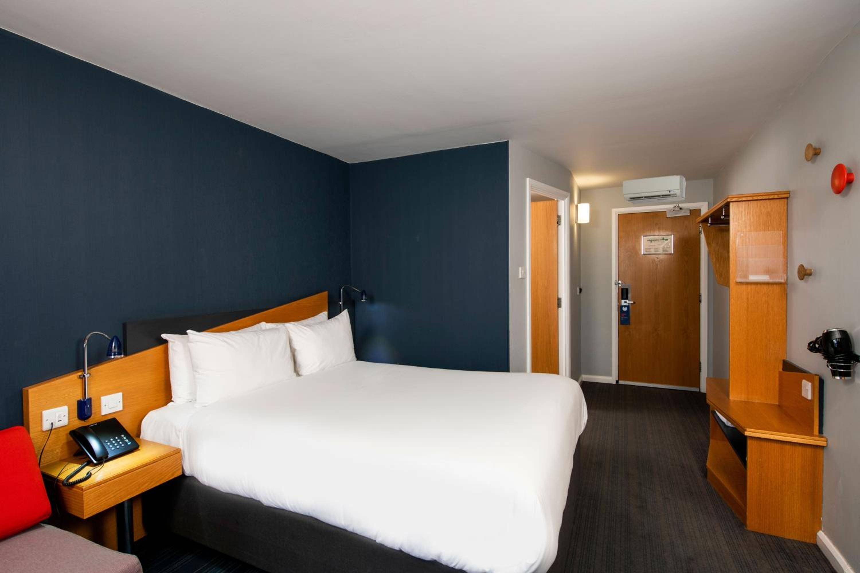 Holiday Inn Express - Manchester - Salford Quays