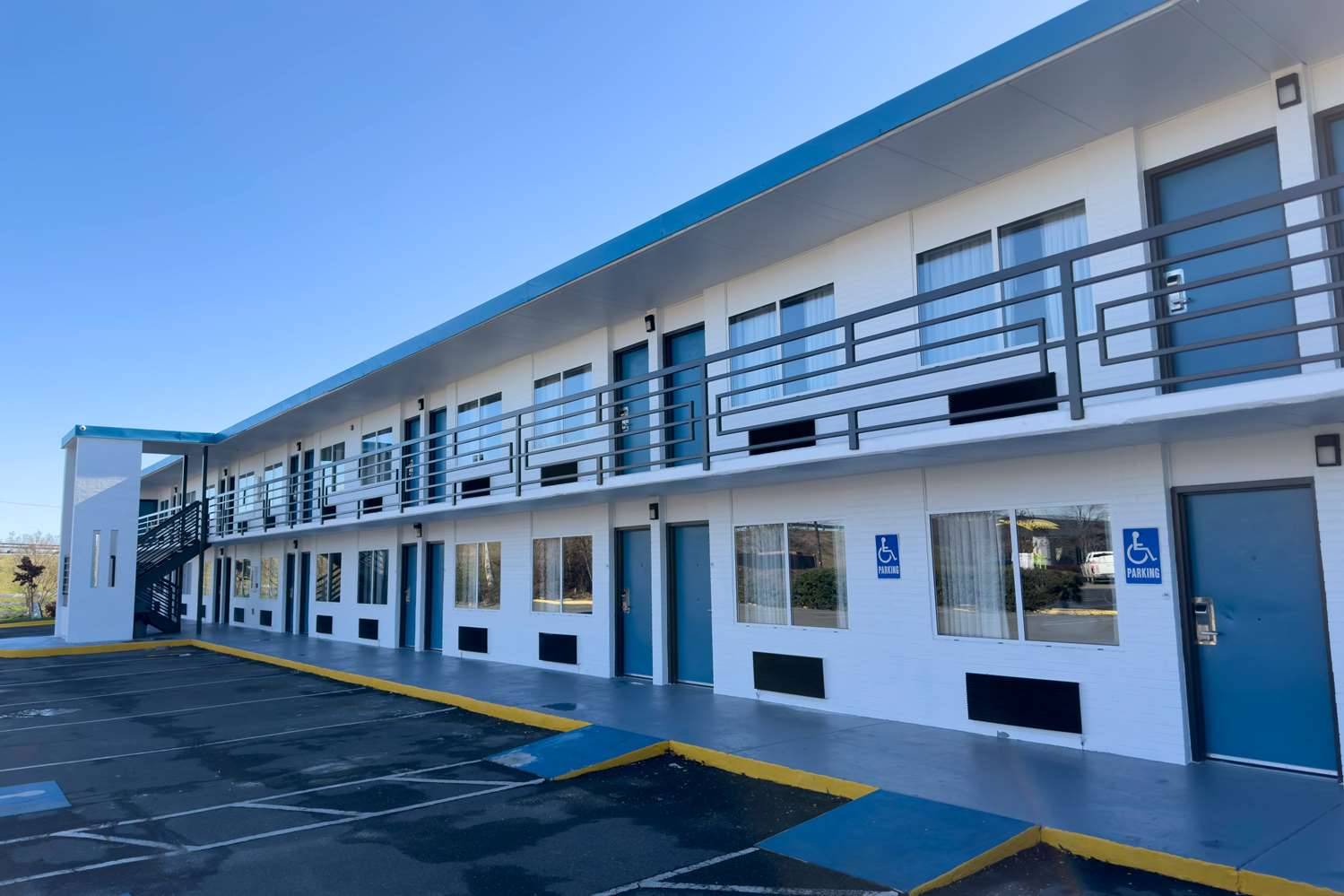 Baymont by Wyndham Rock Hill