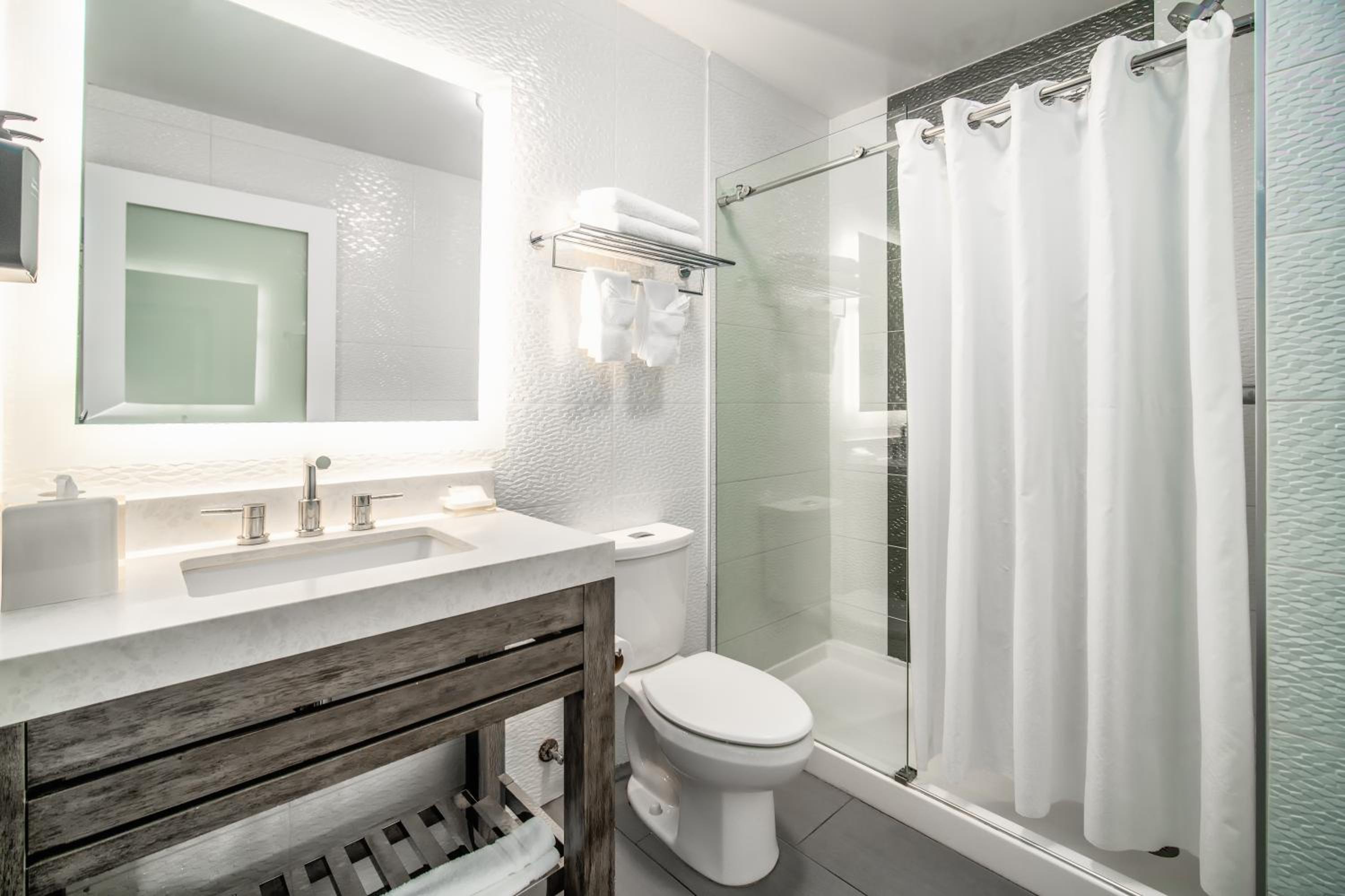 Lexen Hotel - Hollywood