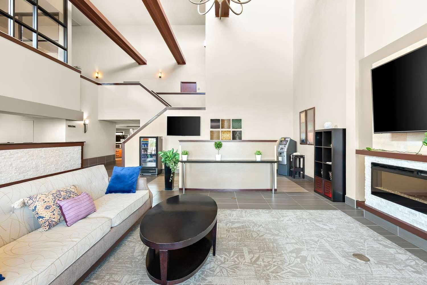 Best Western West Towne Suites