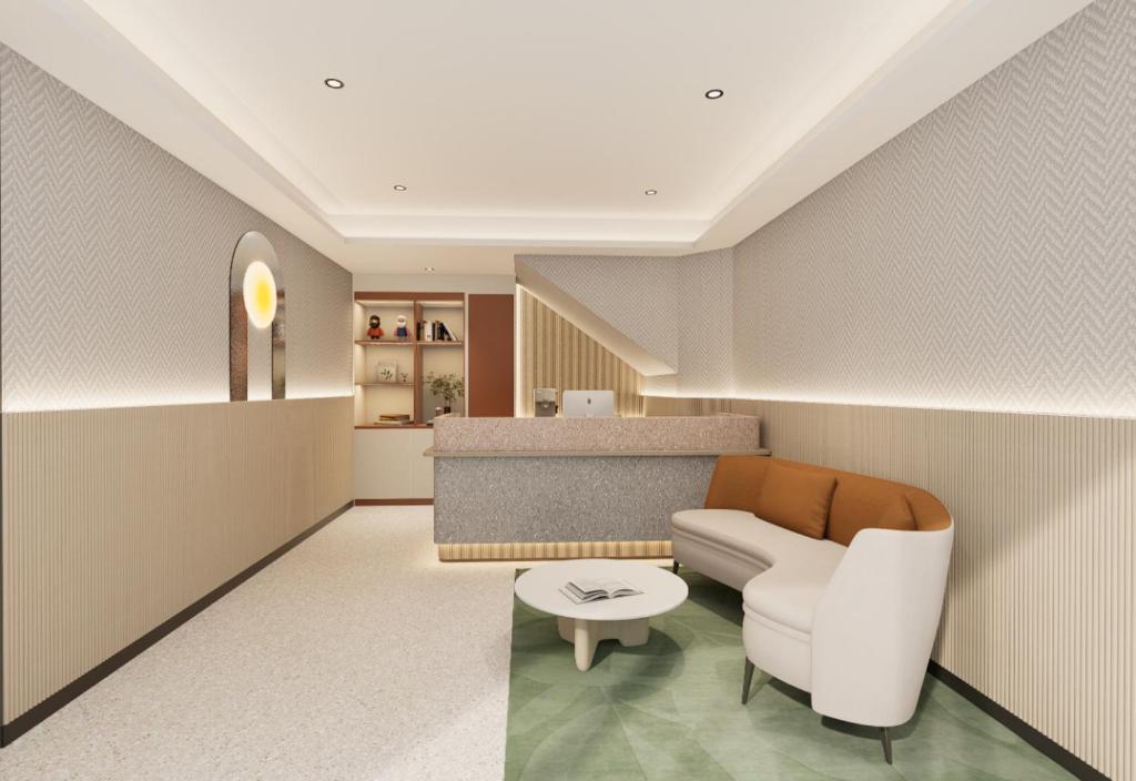 Hotel 165 - Newly Renovated