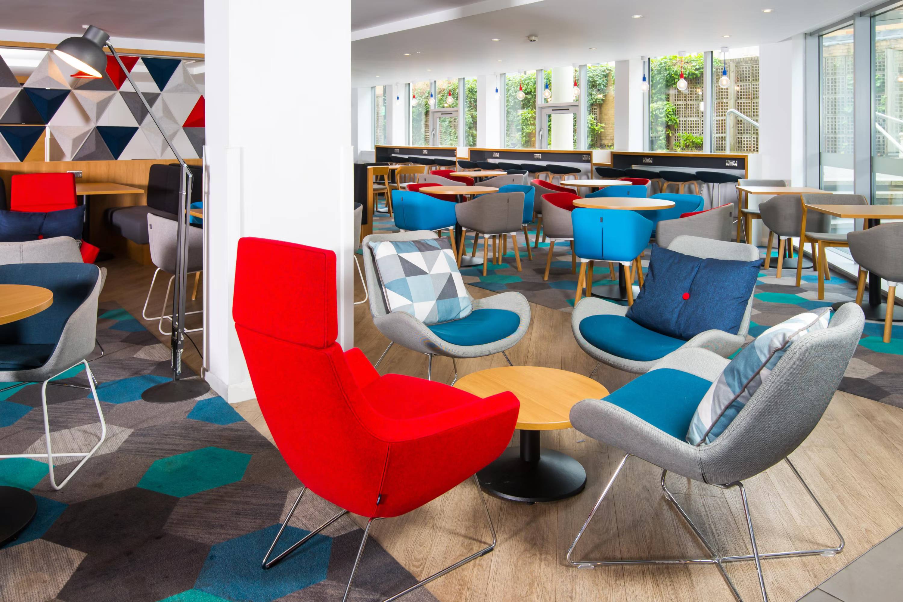 Holiday Inn Express London-Hammersmith by IHG