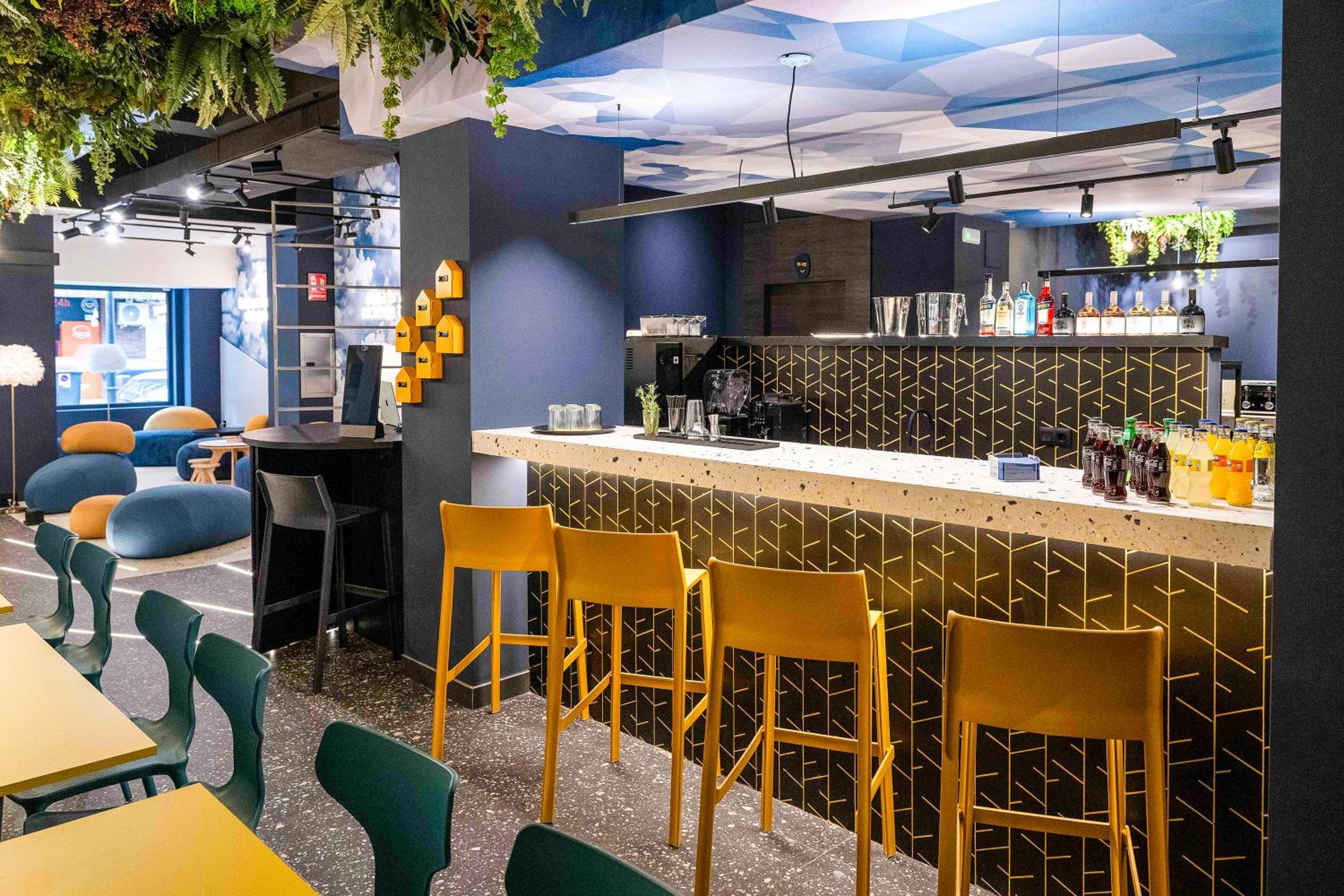 Pathos by Mimood Aparthotels