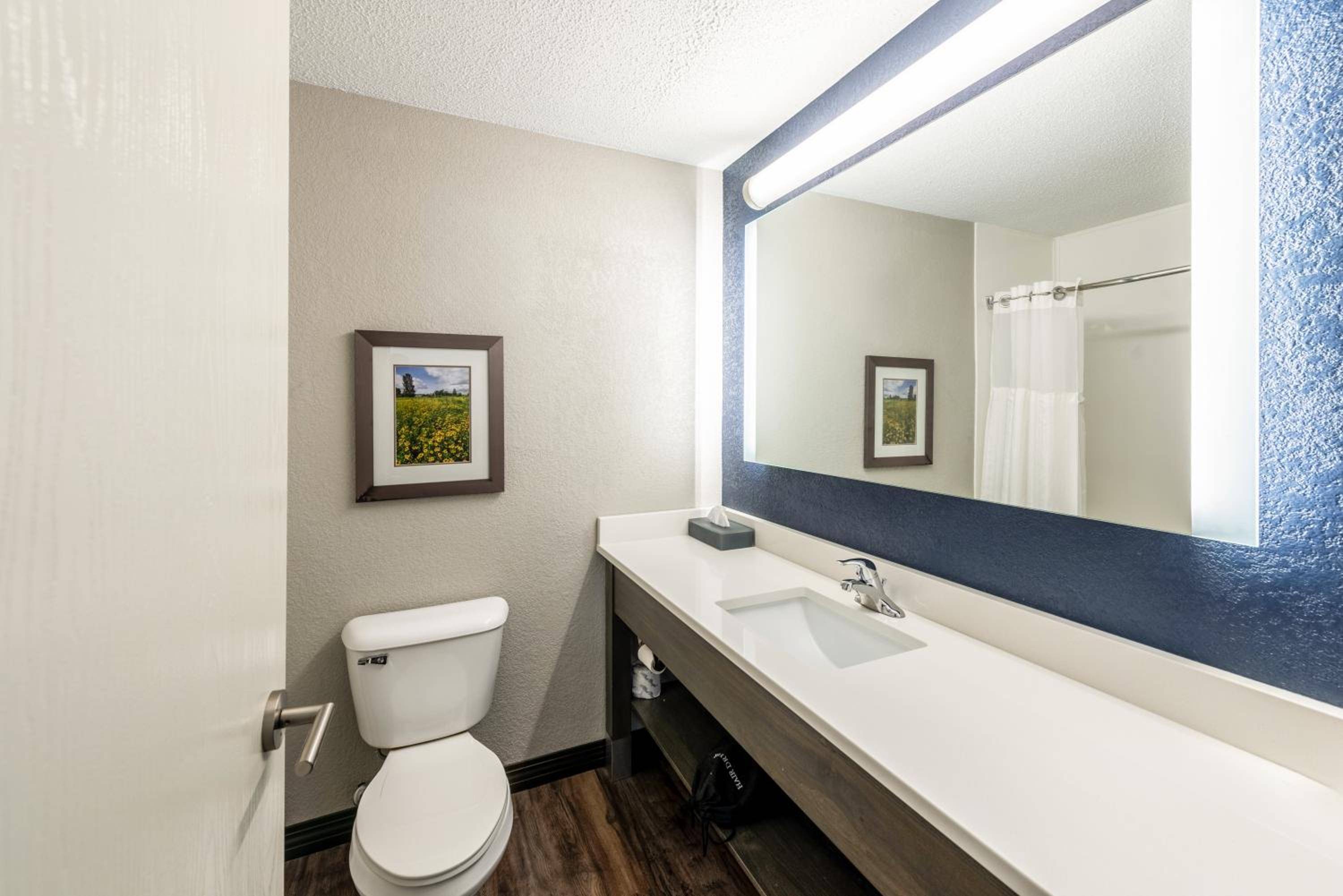Comfort Inn & Suites Tipp City Dayton North I-75
