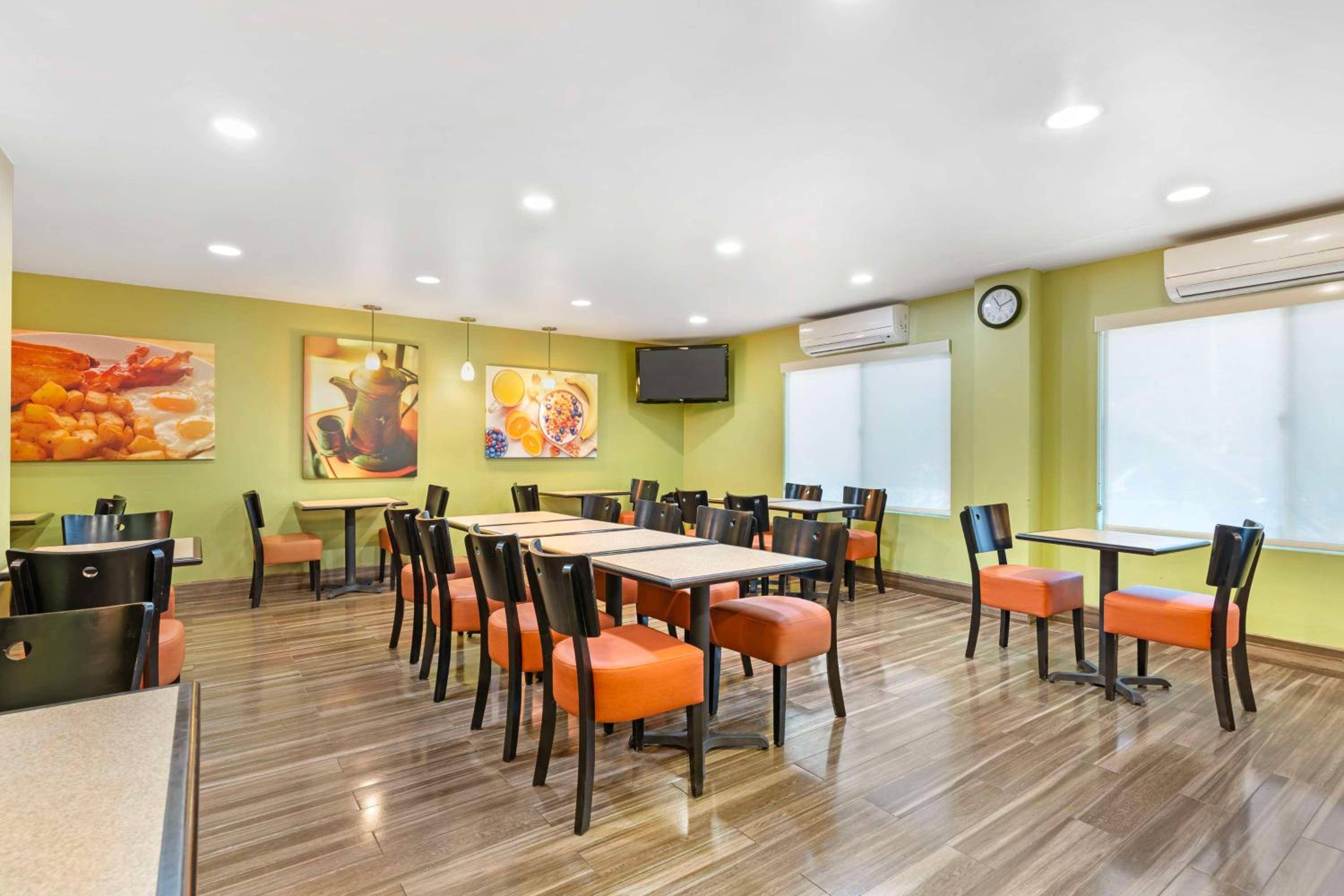 Best Western Plus Heritage Inn