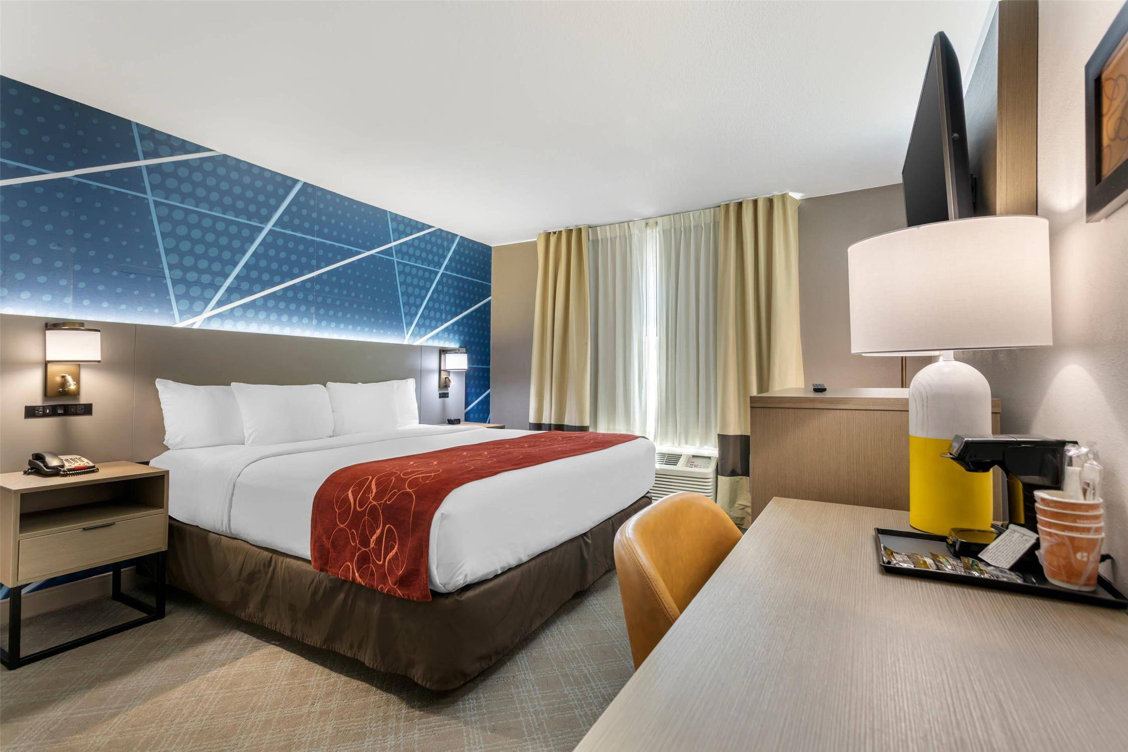 Comfort Suites Downtown Sacramento