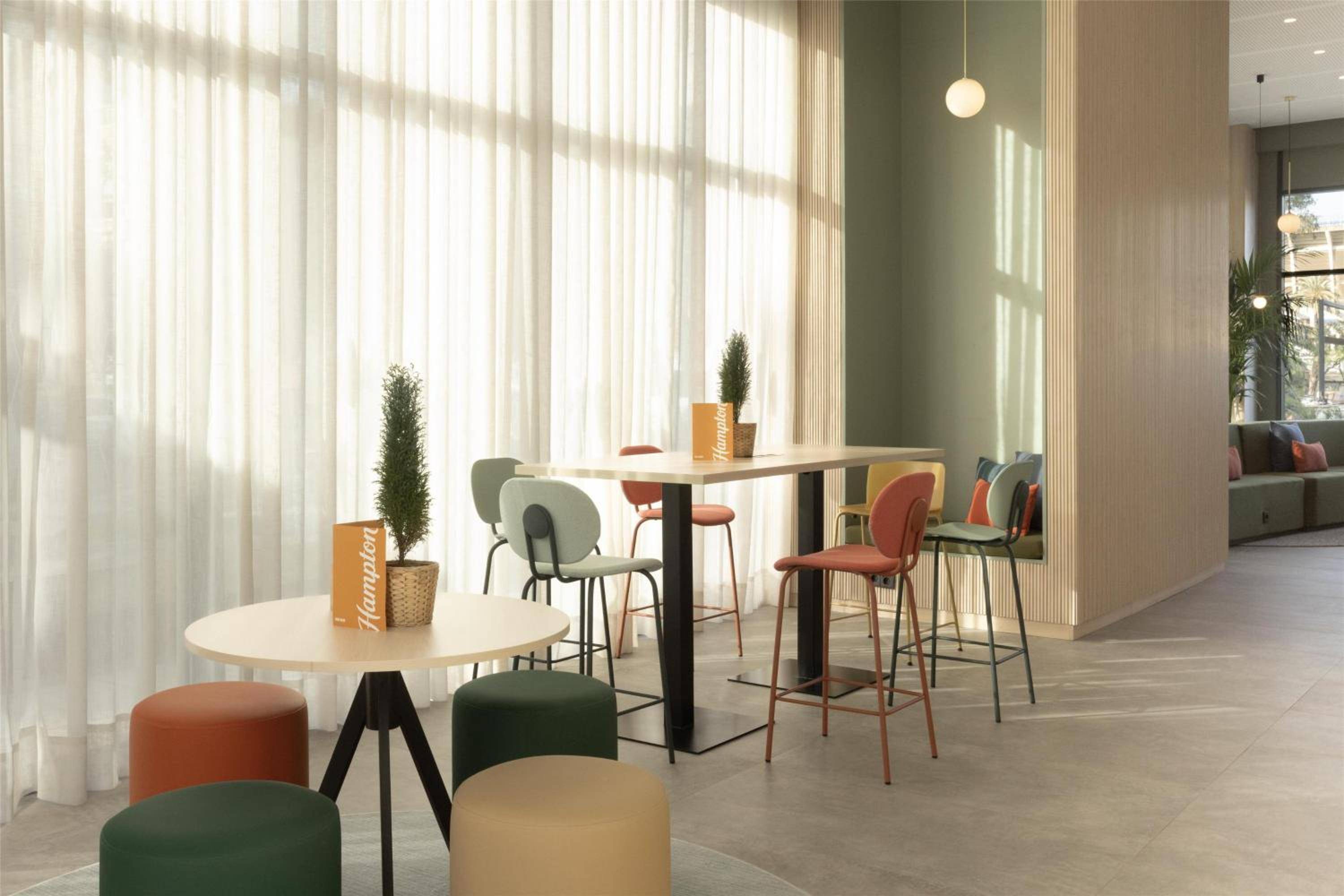 Hampton by Hilton Málaga Martiricos