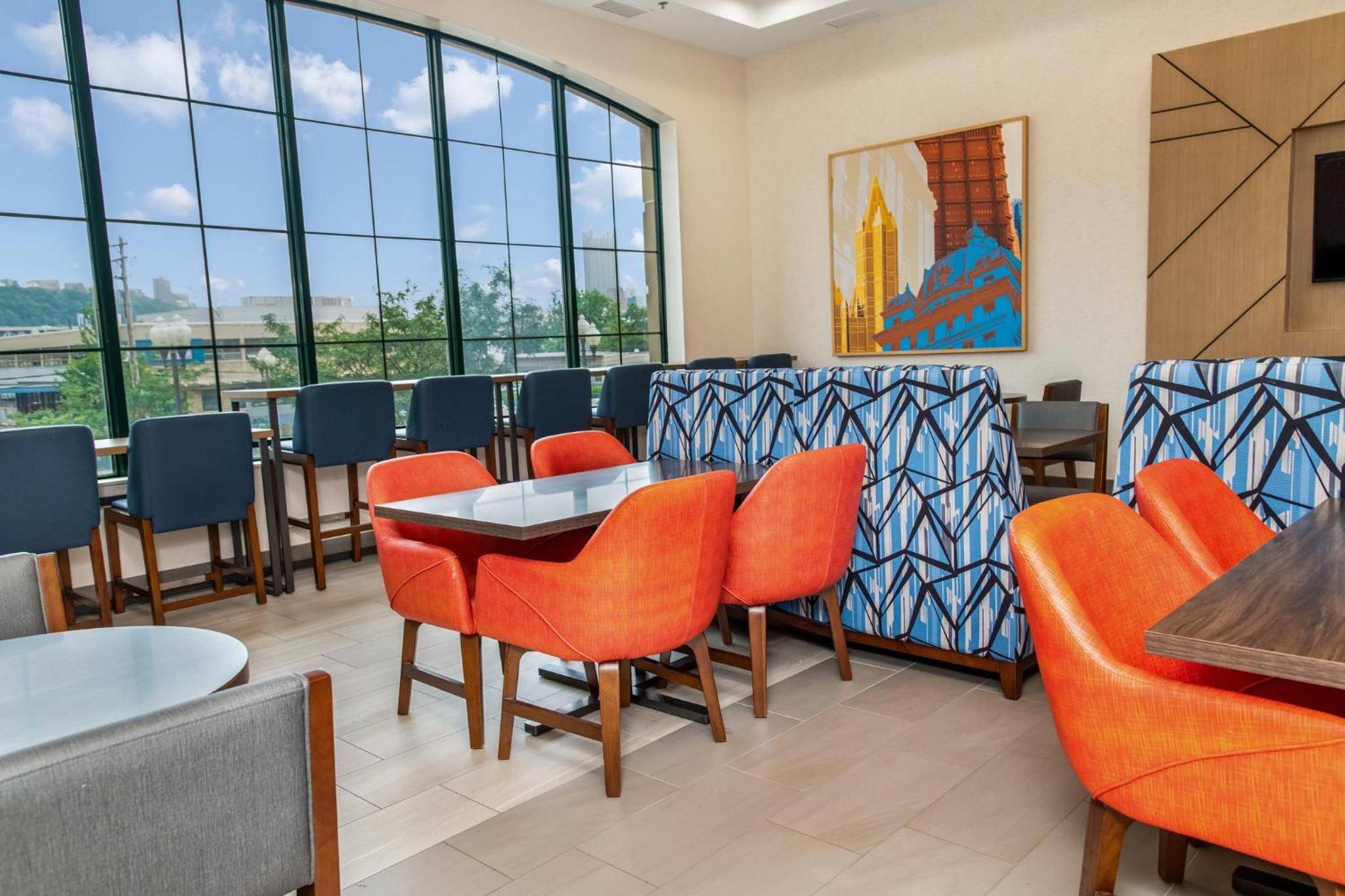 Holiday Inn Express Hotel & Suites Pittsburgh-South Side by IHG