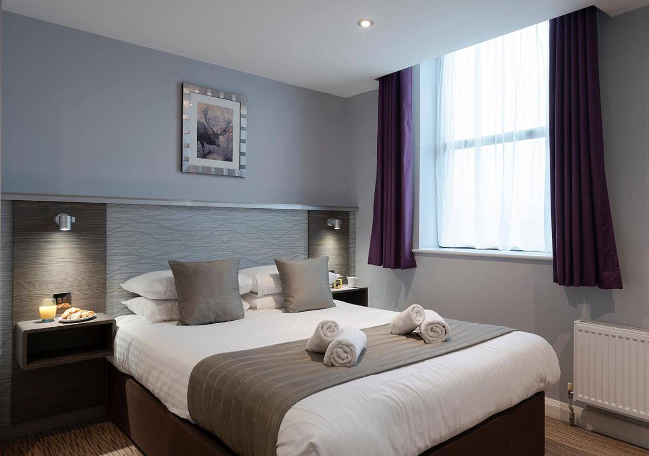 Hogs Back Hotel & Spa Nr Farnham