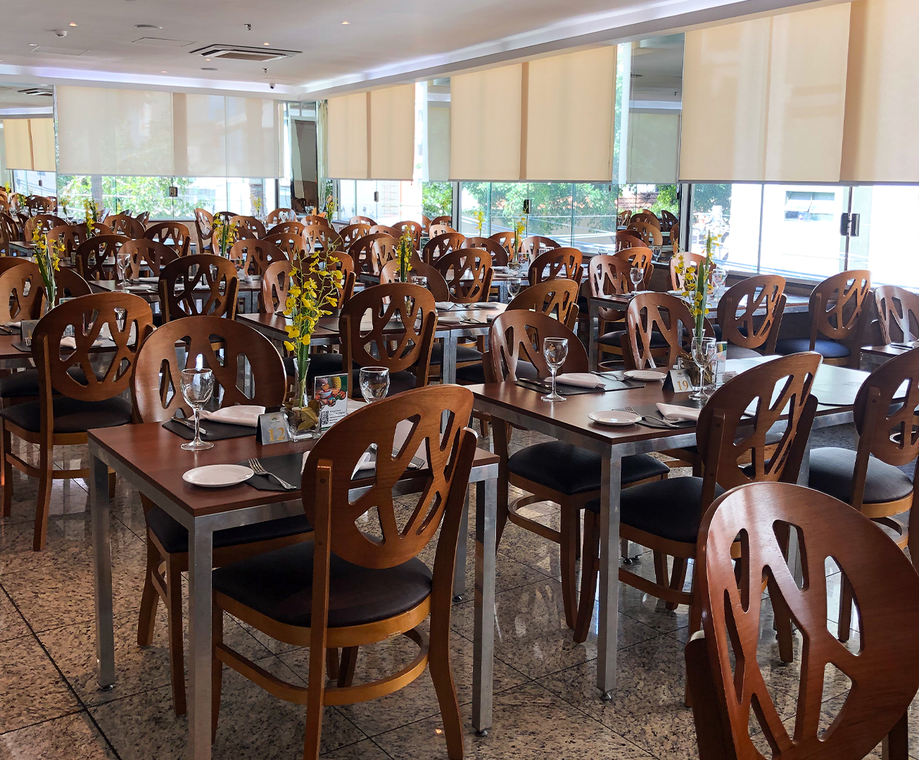 Leques Brasil Hotel Escola