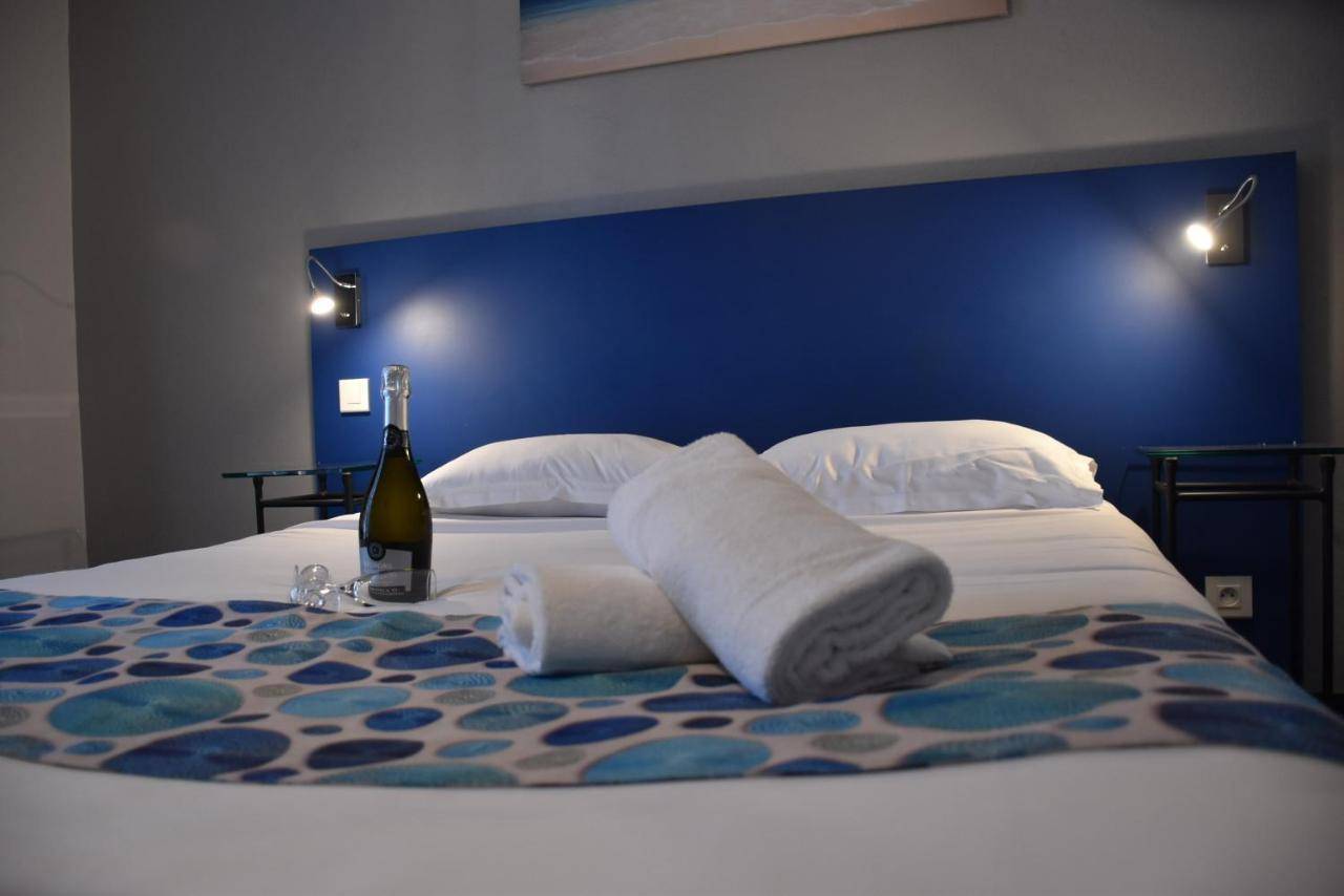 Adonis Six-Fours - Hôtel Le Bel Azur