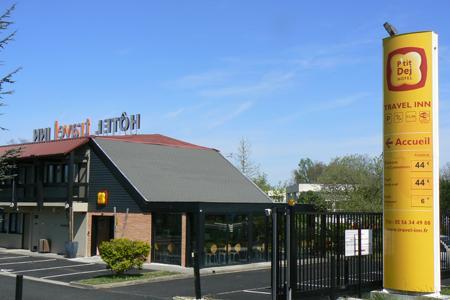 (Dayuse-pascher) P'tit Dej Hotel Bordeaux Aéroport