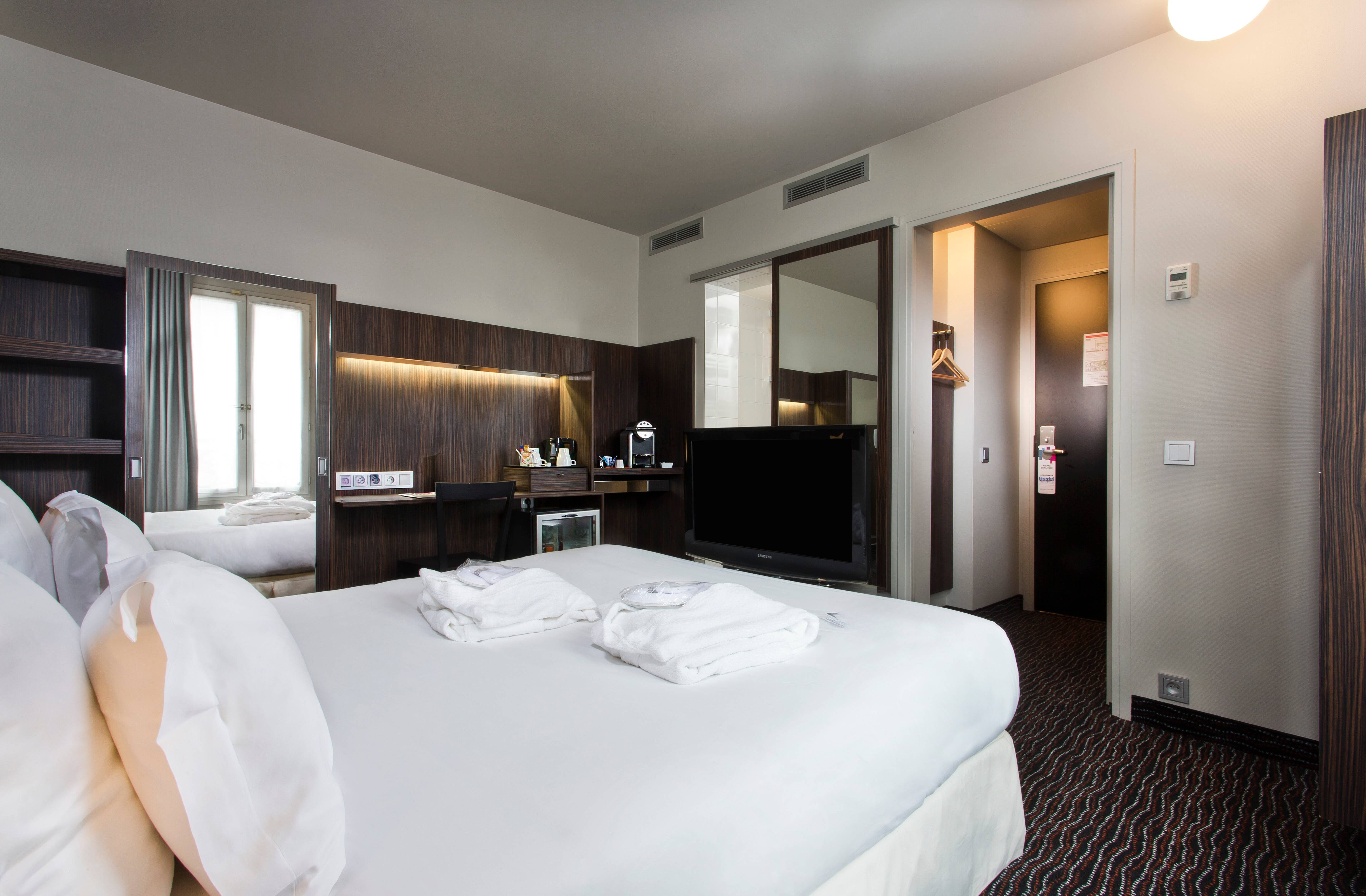 Libertel Gare de L'Est Français