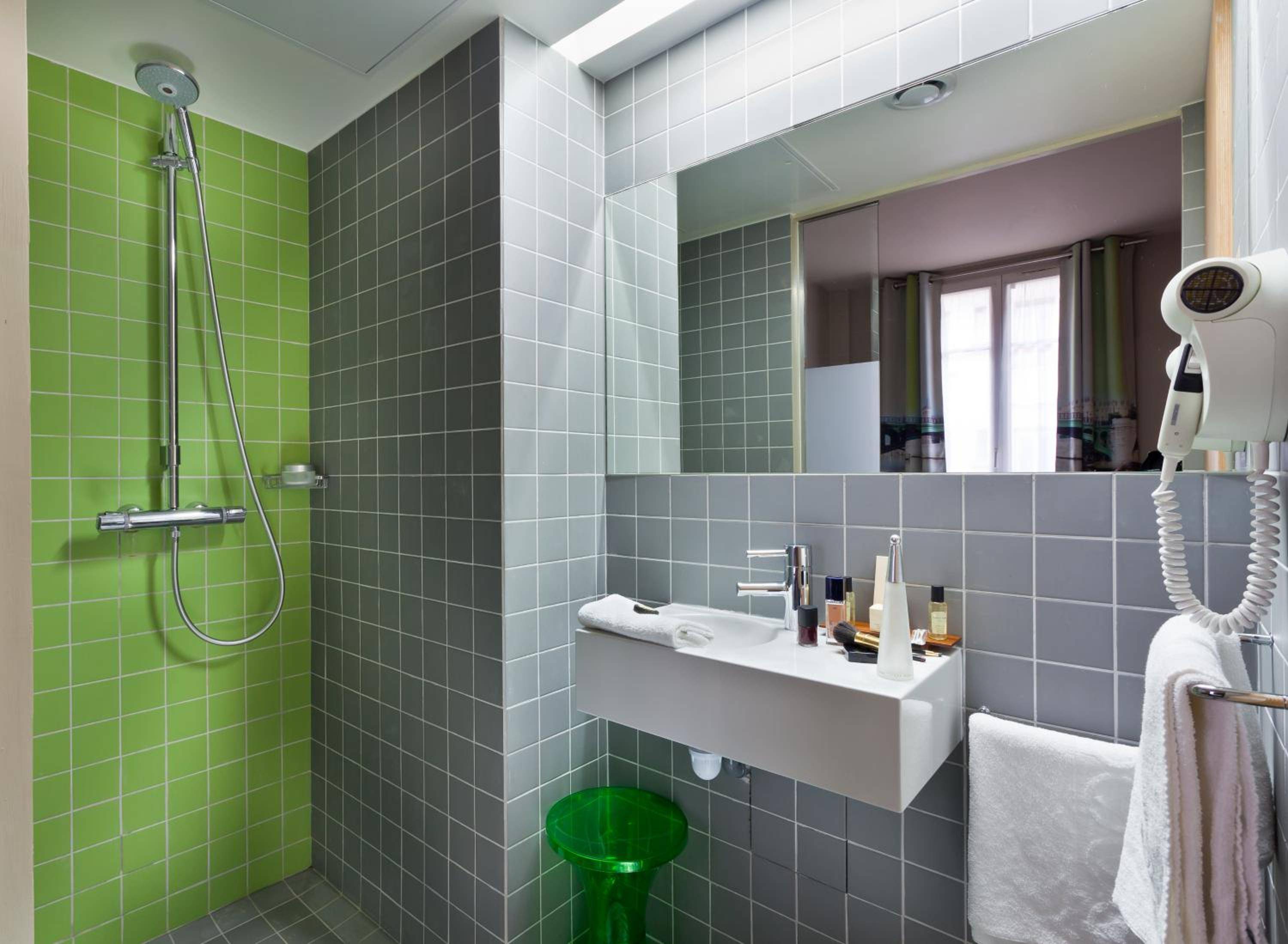 Hotel Glasgow Monceau by Patrick Hayat