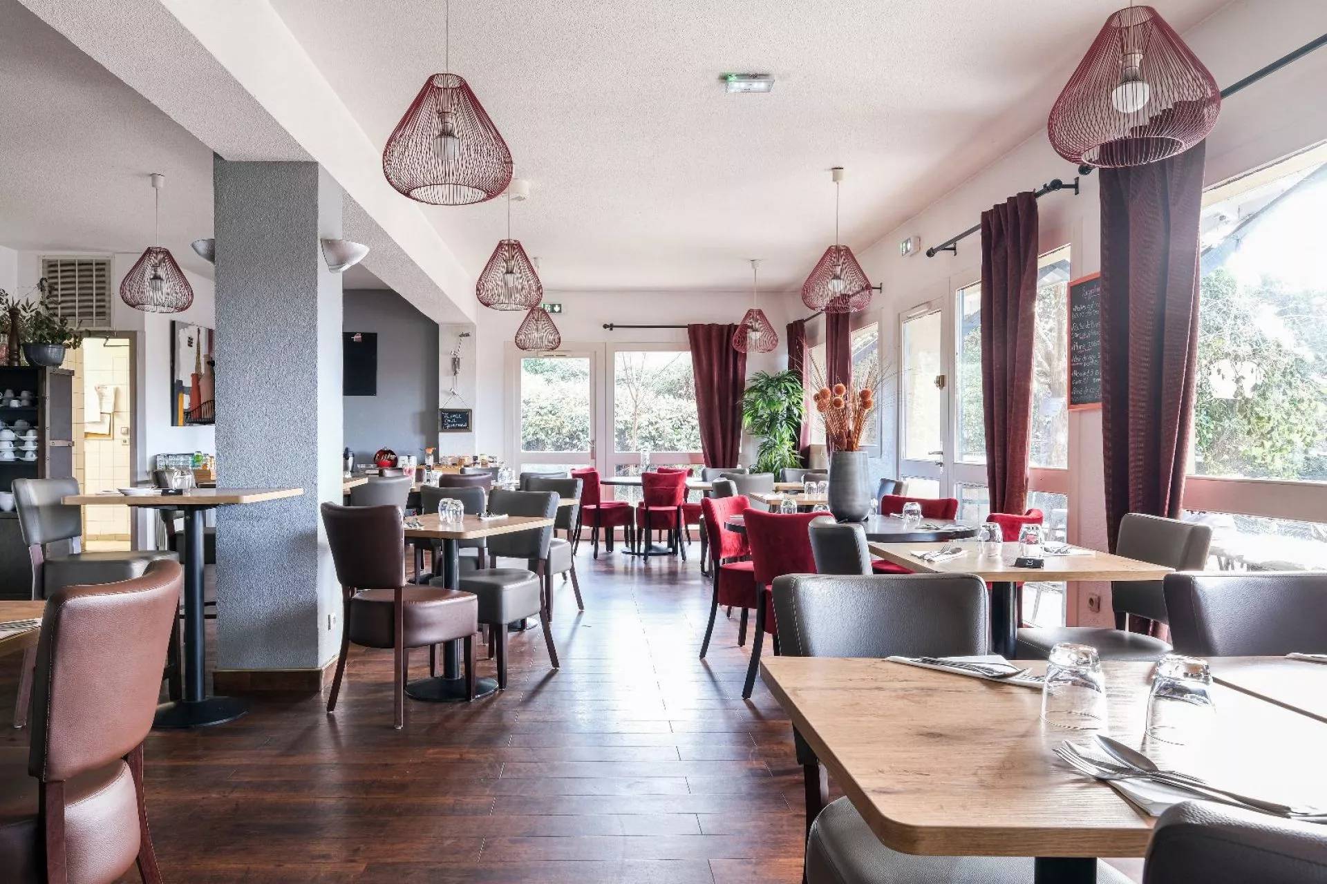 Hotel Lyon Nord Massieux Genay