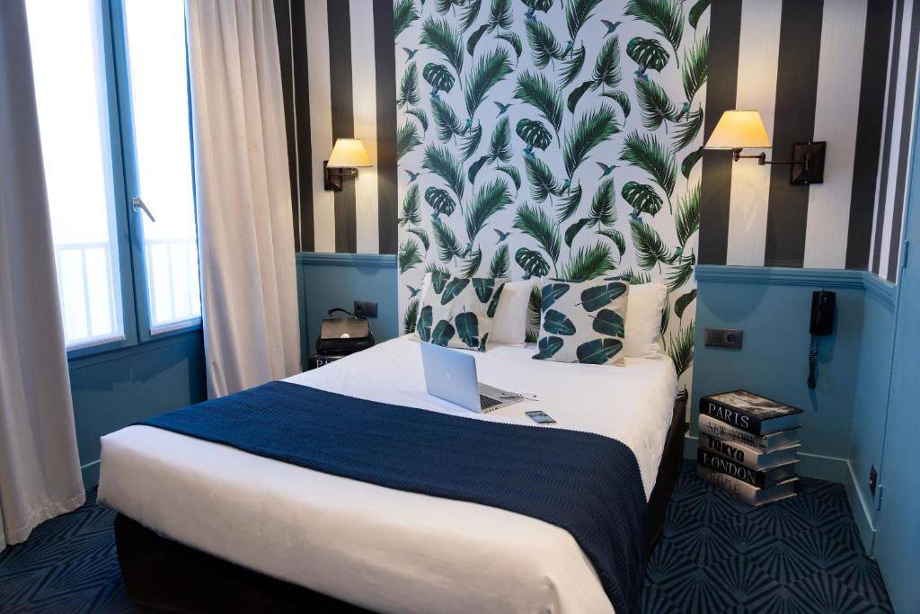 Hôtel du Théâtre by Patrick Hayat