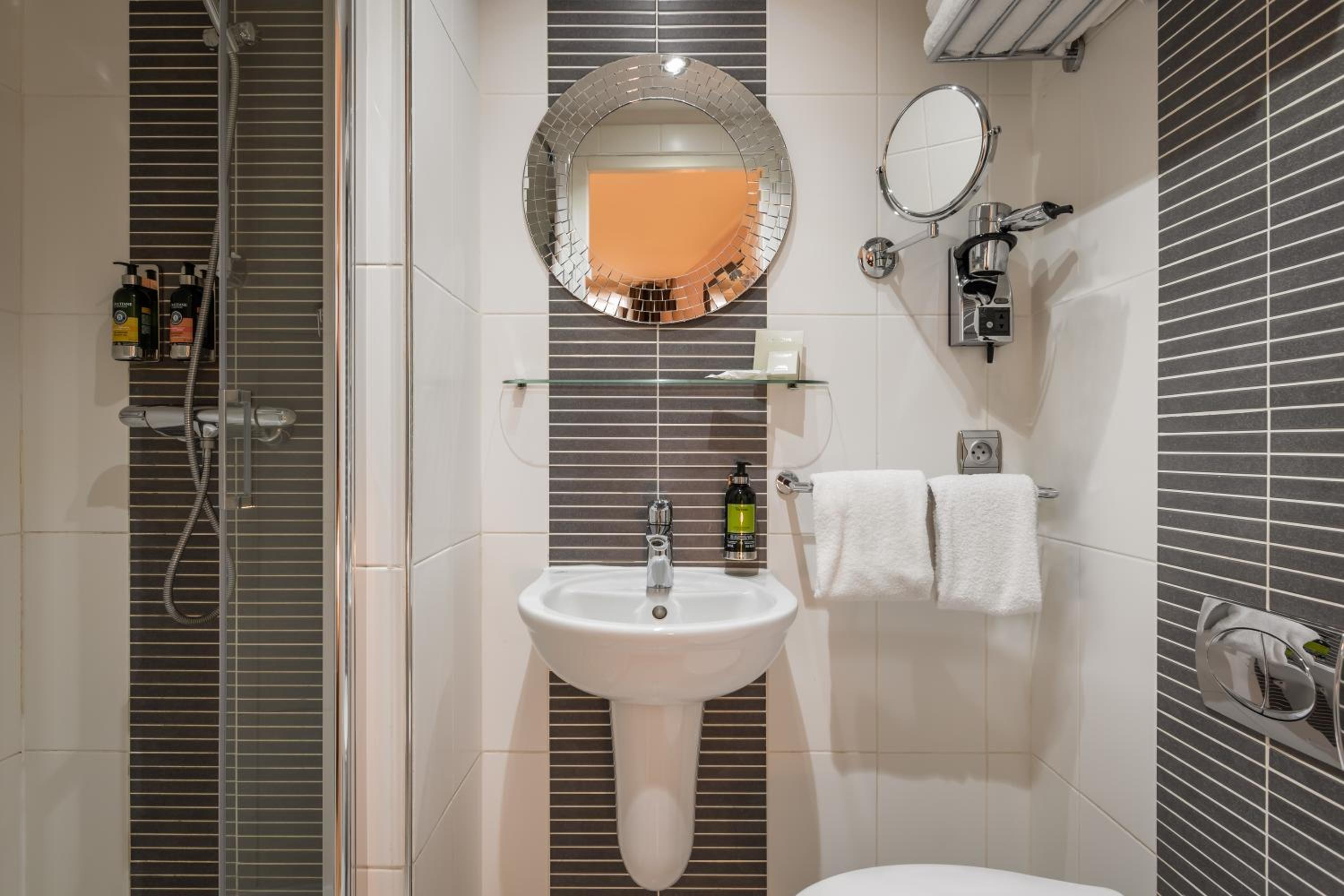 Hôtel Arc de Triomphe