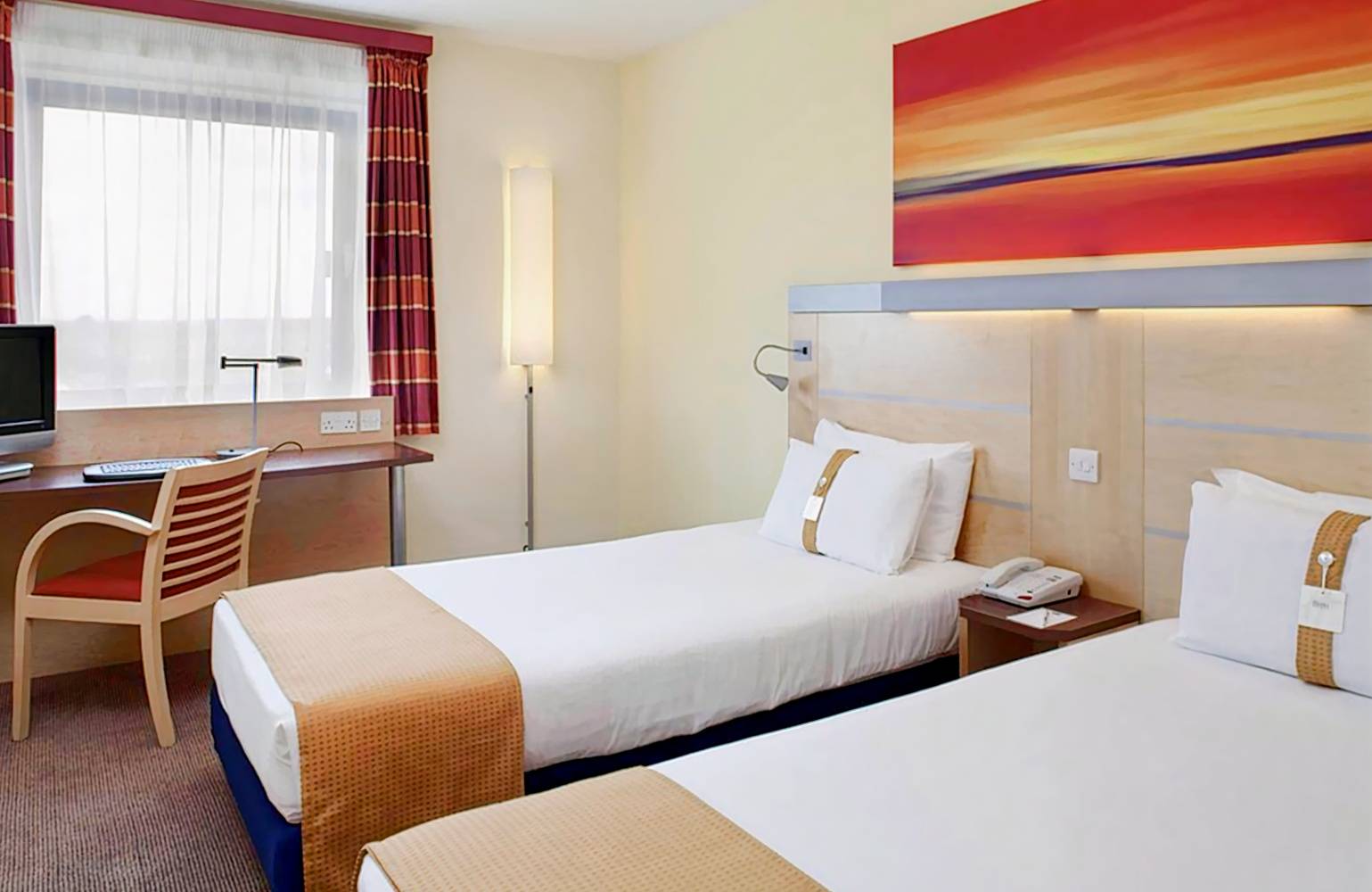 Holiday Inn Express - Newbury Park