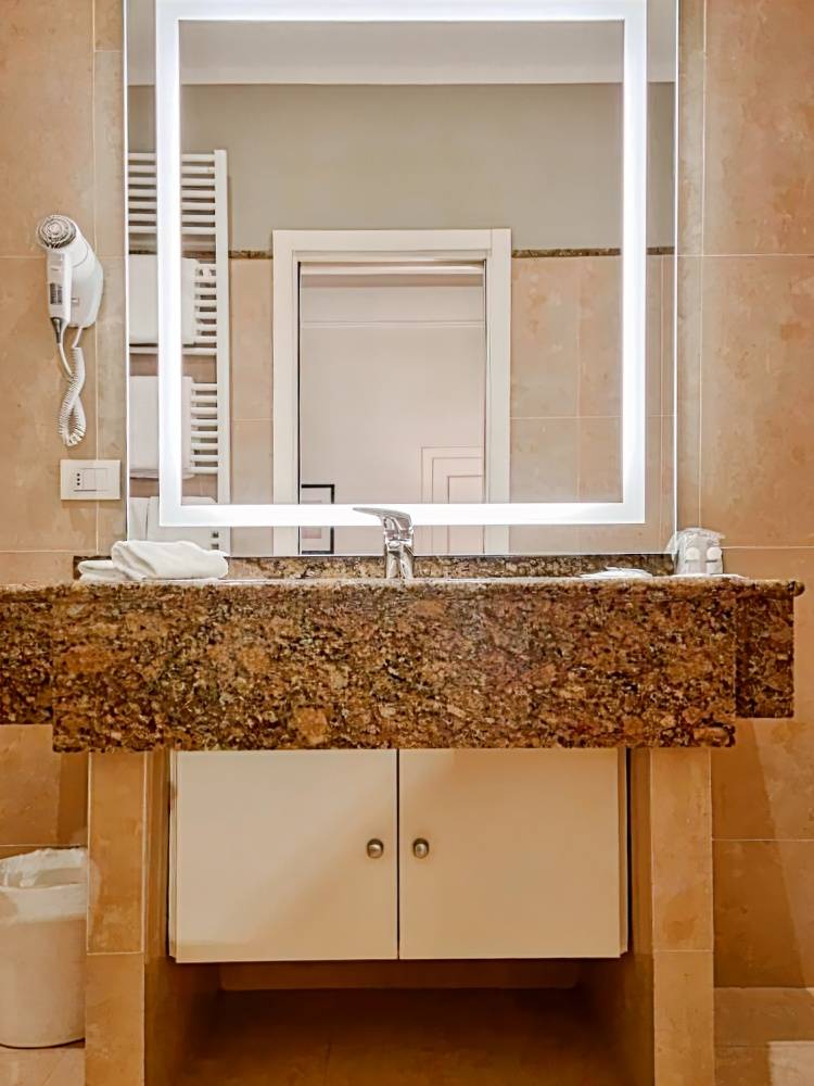 Hotel Embassy City Resort