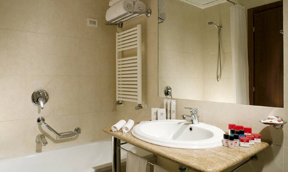 Ramada by Wyndham Naples