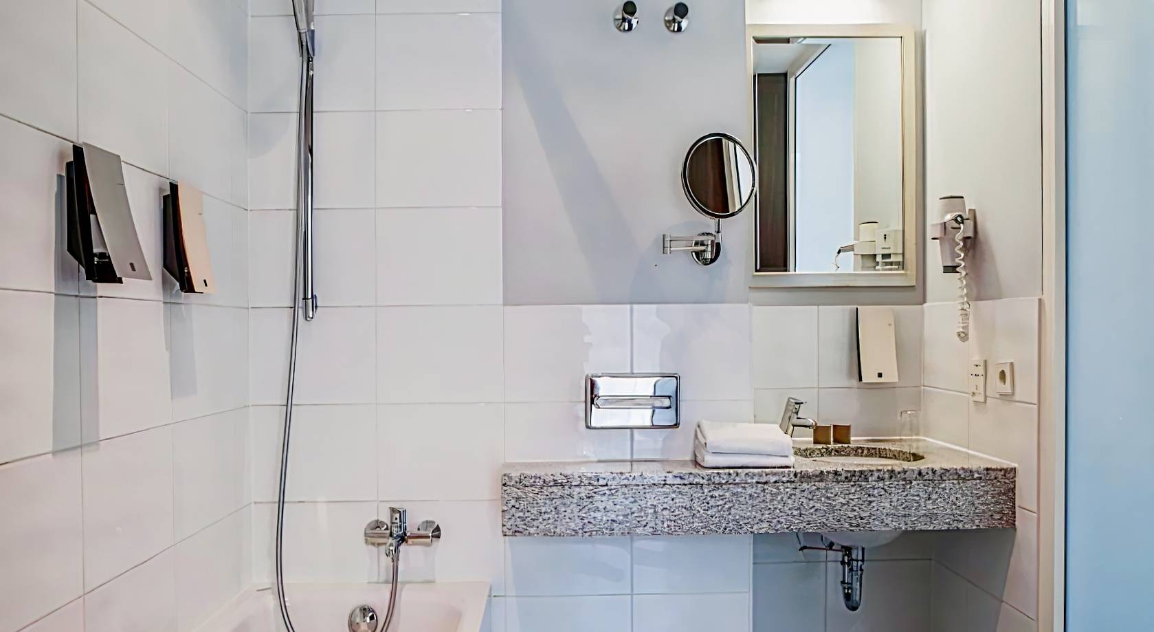 Ramada Frankfurt City Centre and Financial District