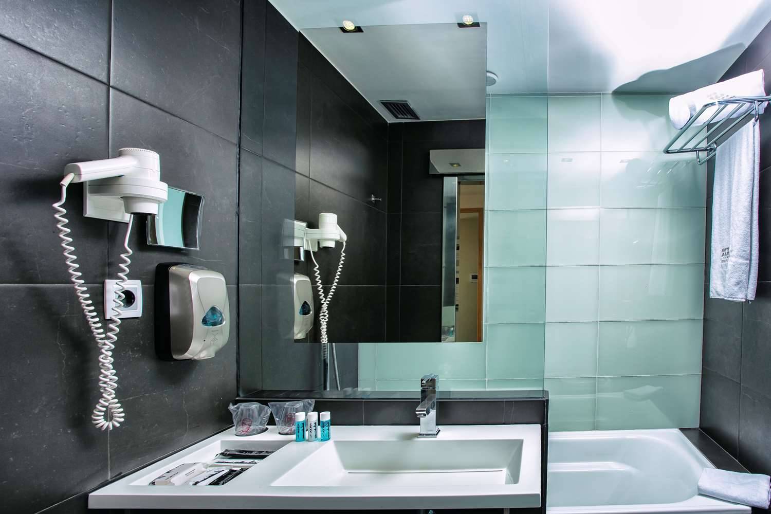 Best Western Plus Alfa Hotel Aeropuerto